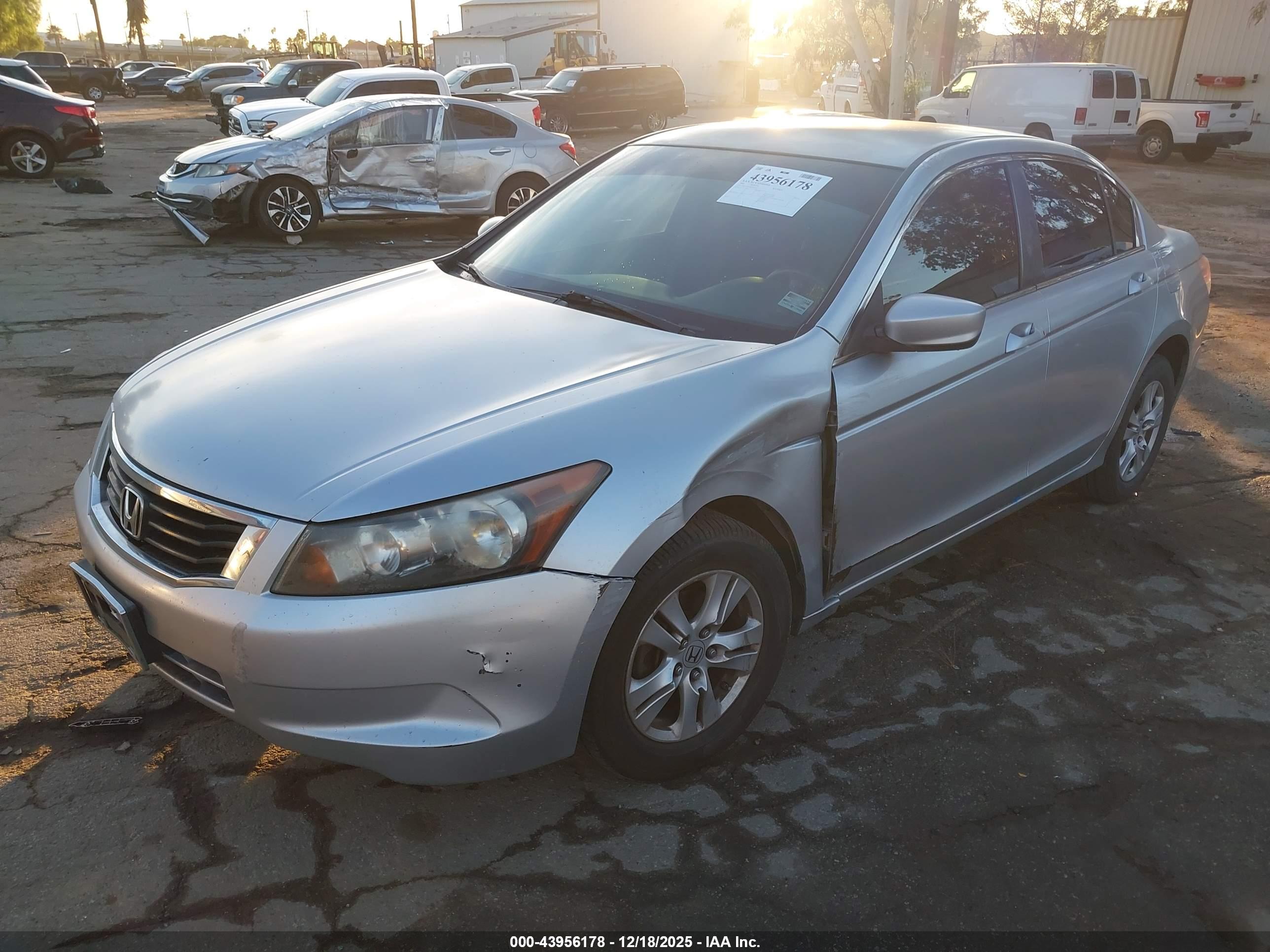 HONDA ACCORD image 2