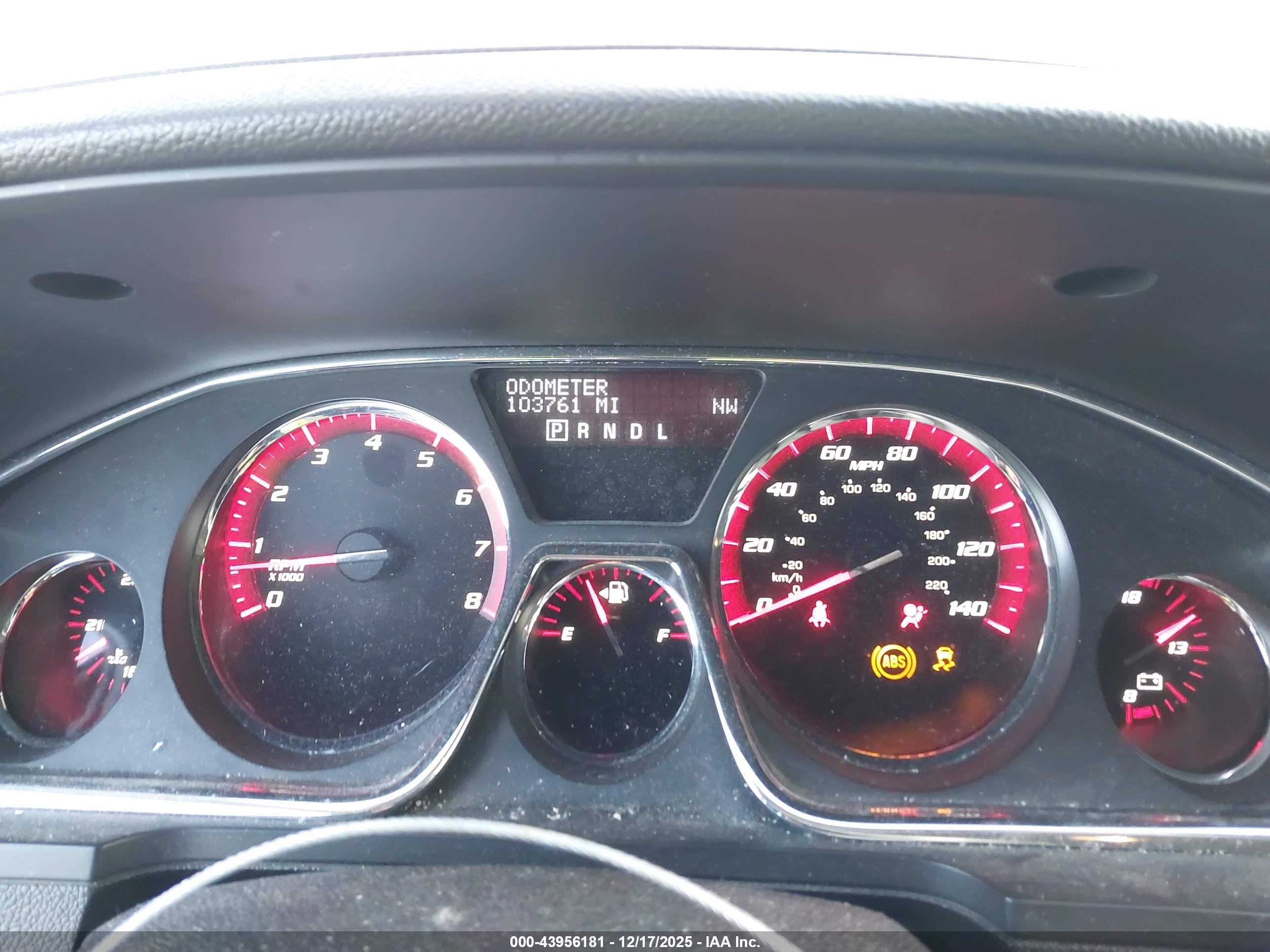 GMC ACADIA image 7
