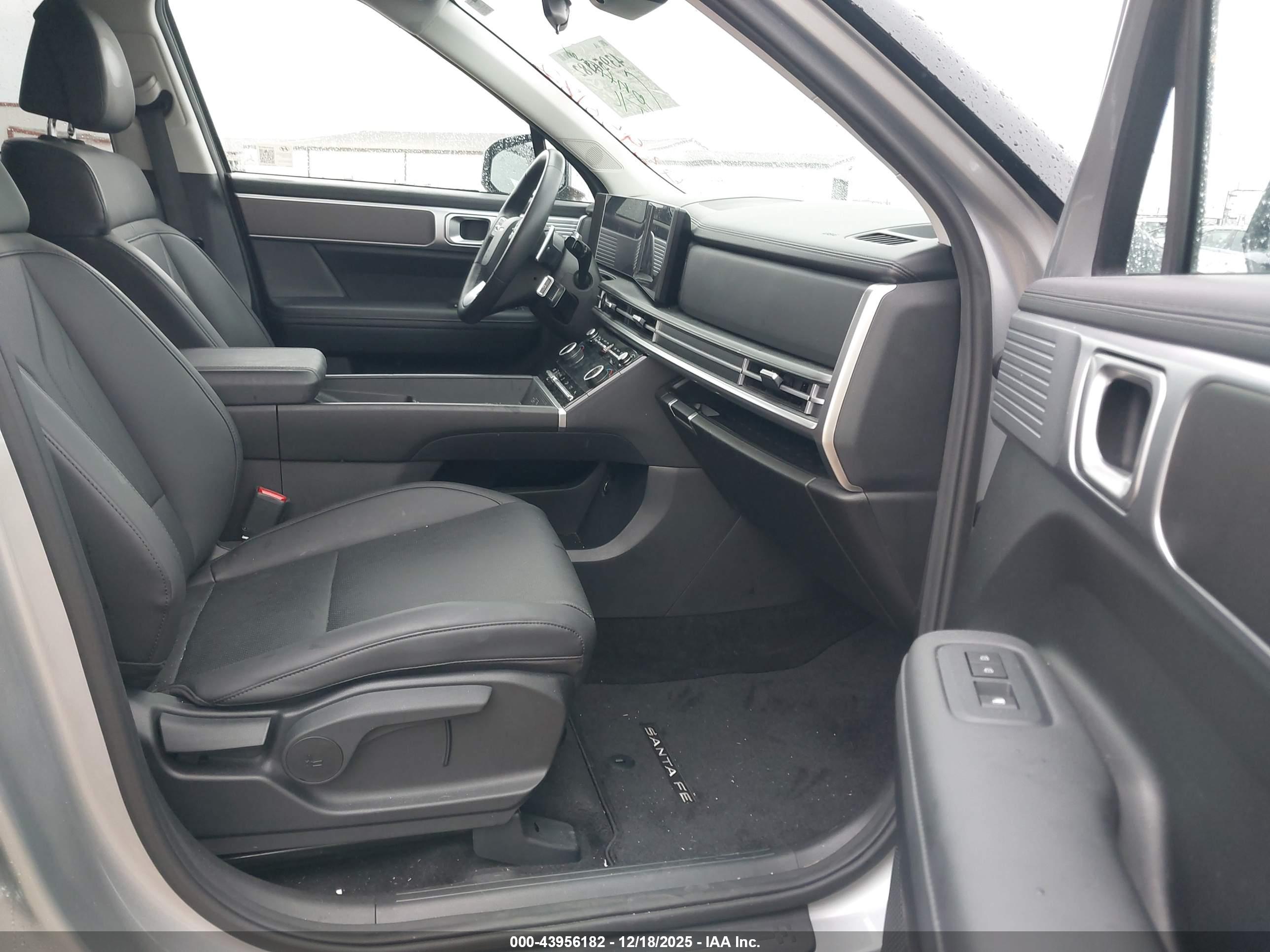 HYUNDAI SANTA image 5