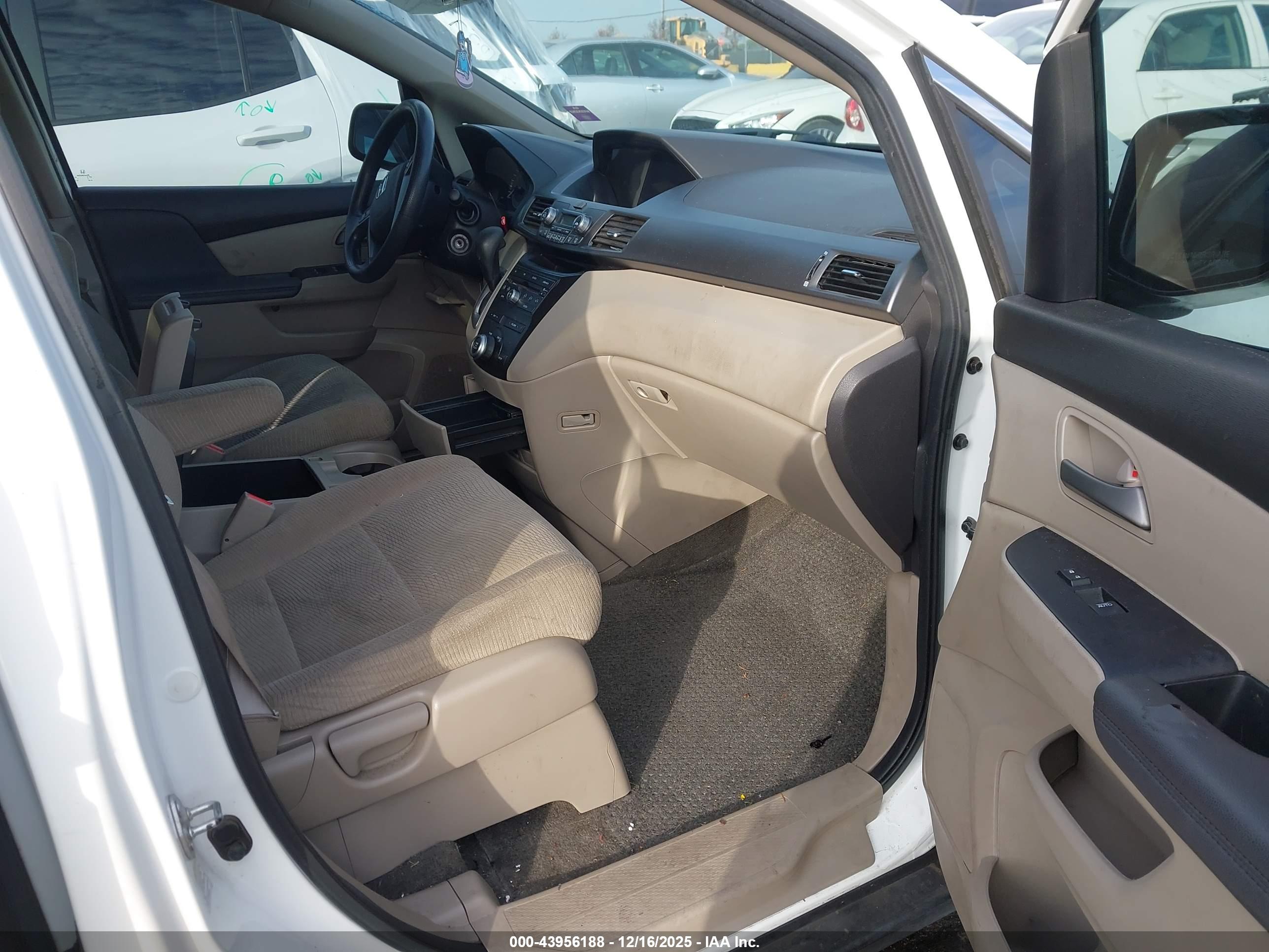 HONDA ODYSSEY image 5