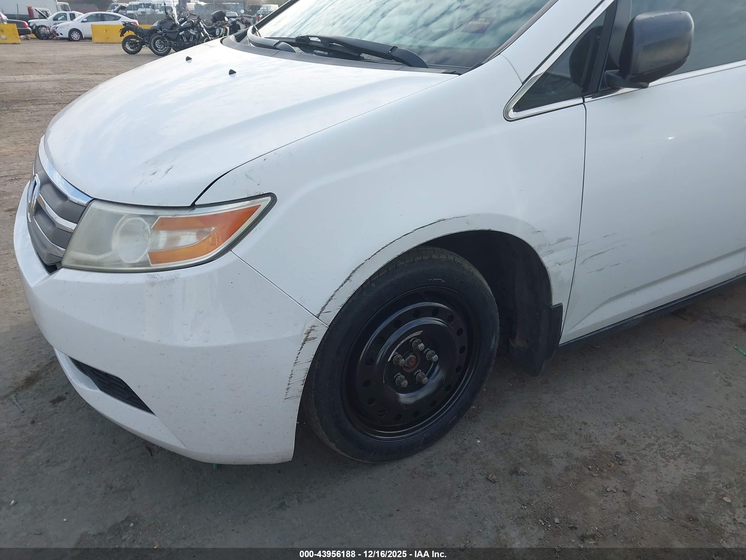 HONDA ODYSSEY image 6