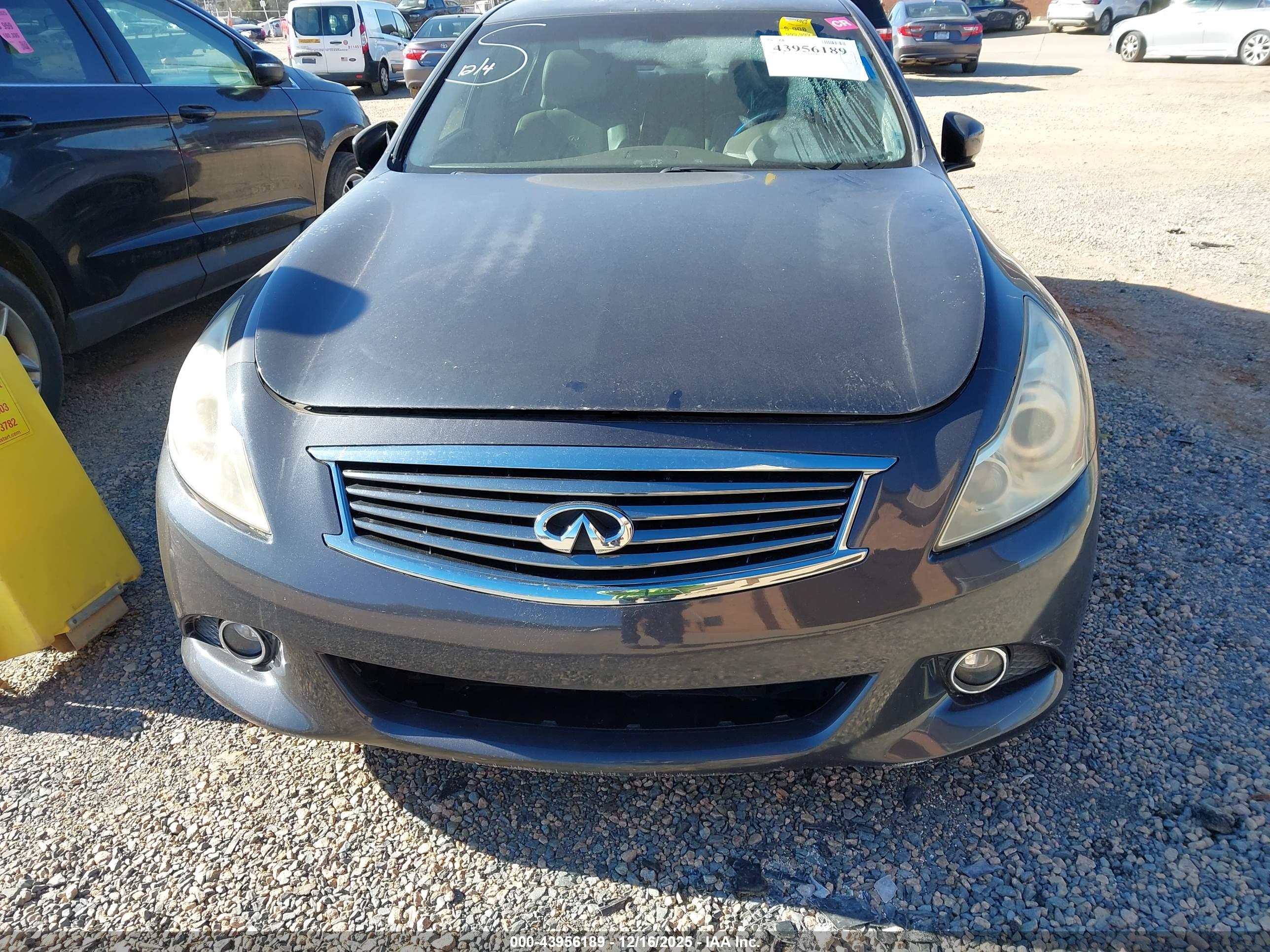 INFINITI G37 image 6