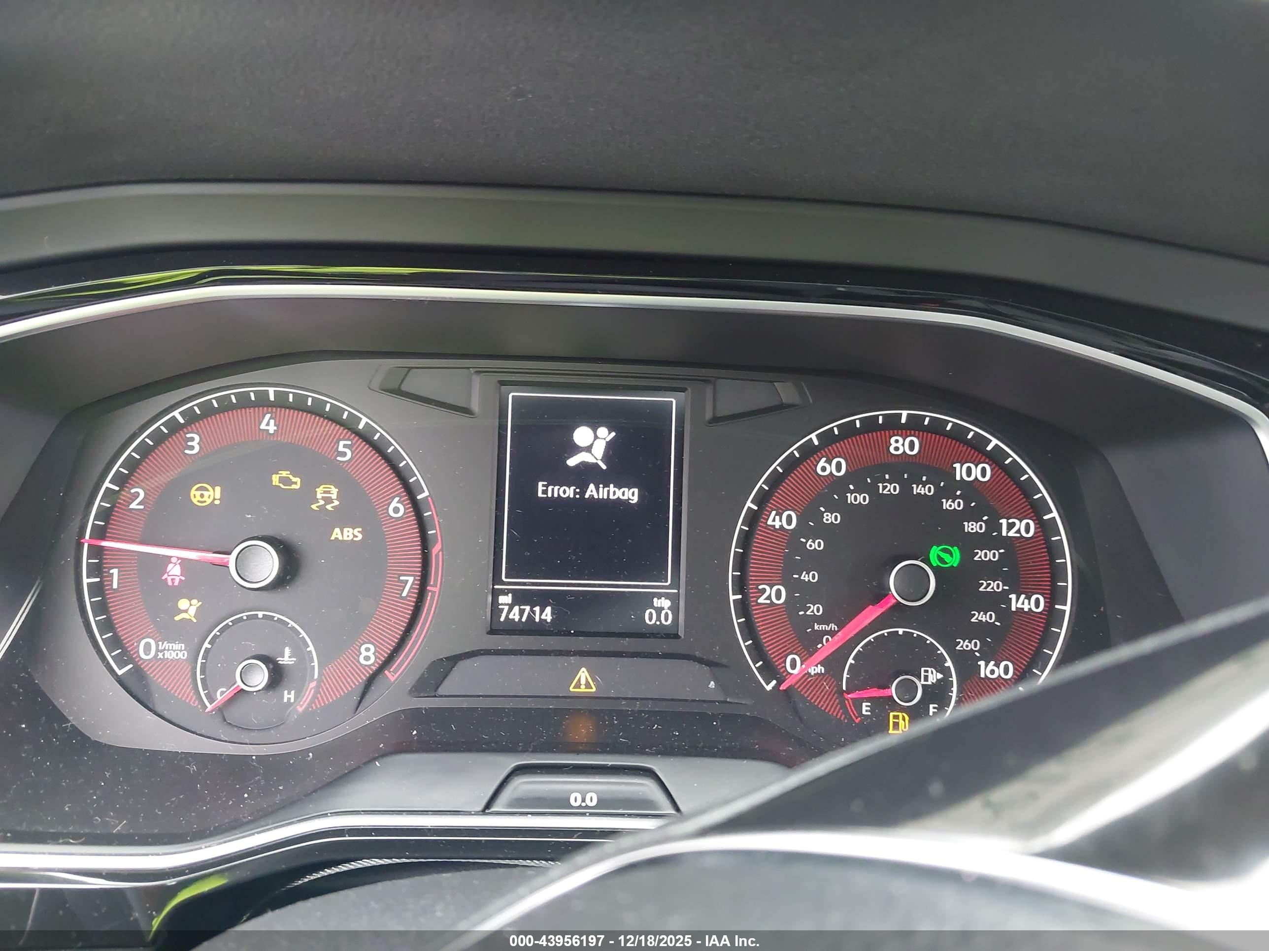 VOLKSWAGEN JETTA image 7