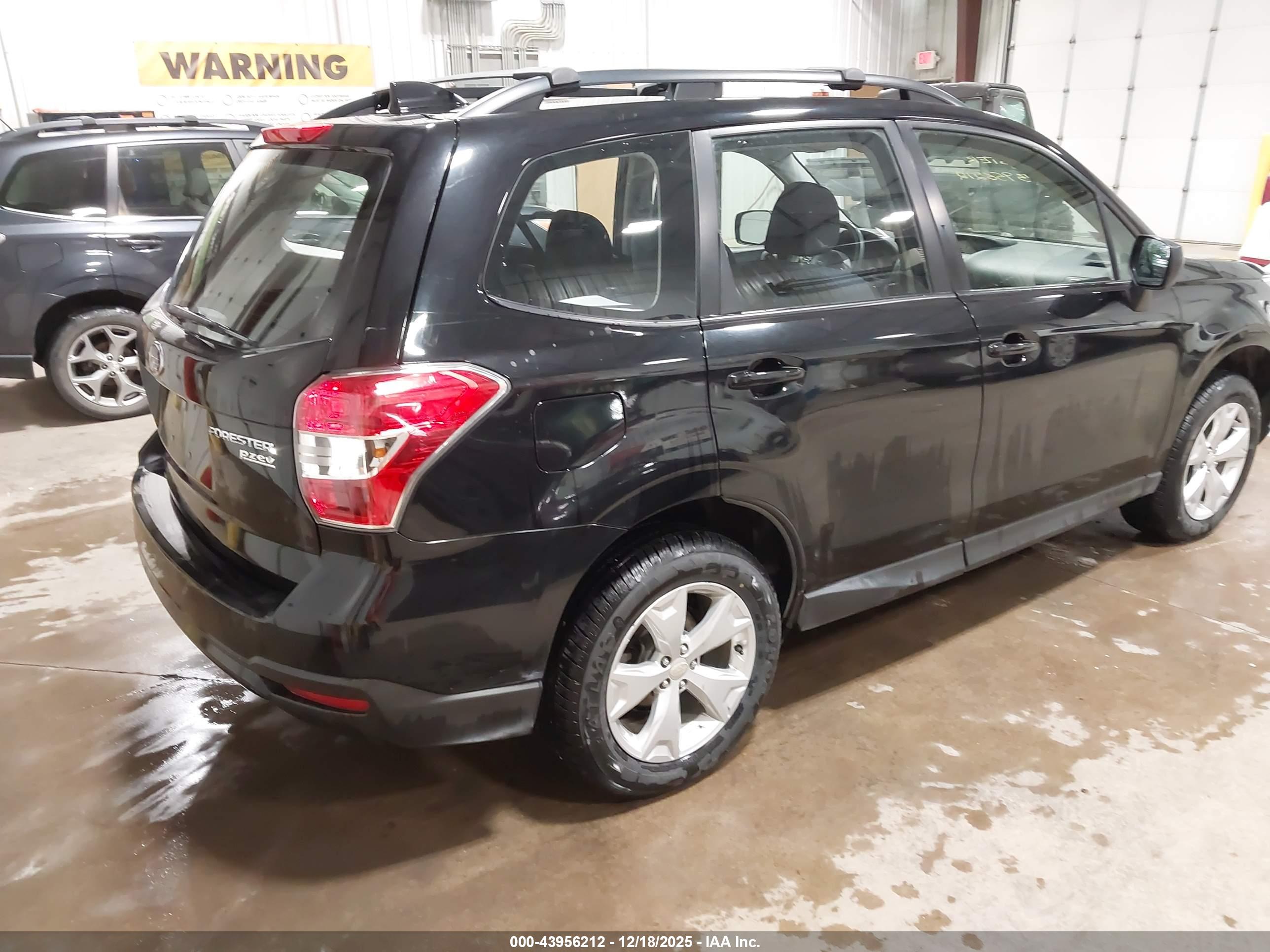 SUBARU FORESTER image 4