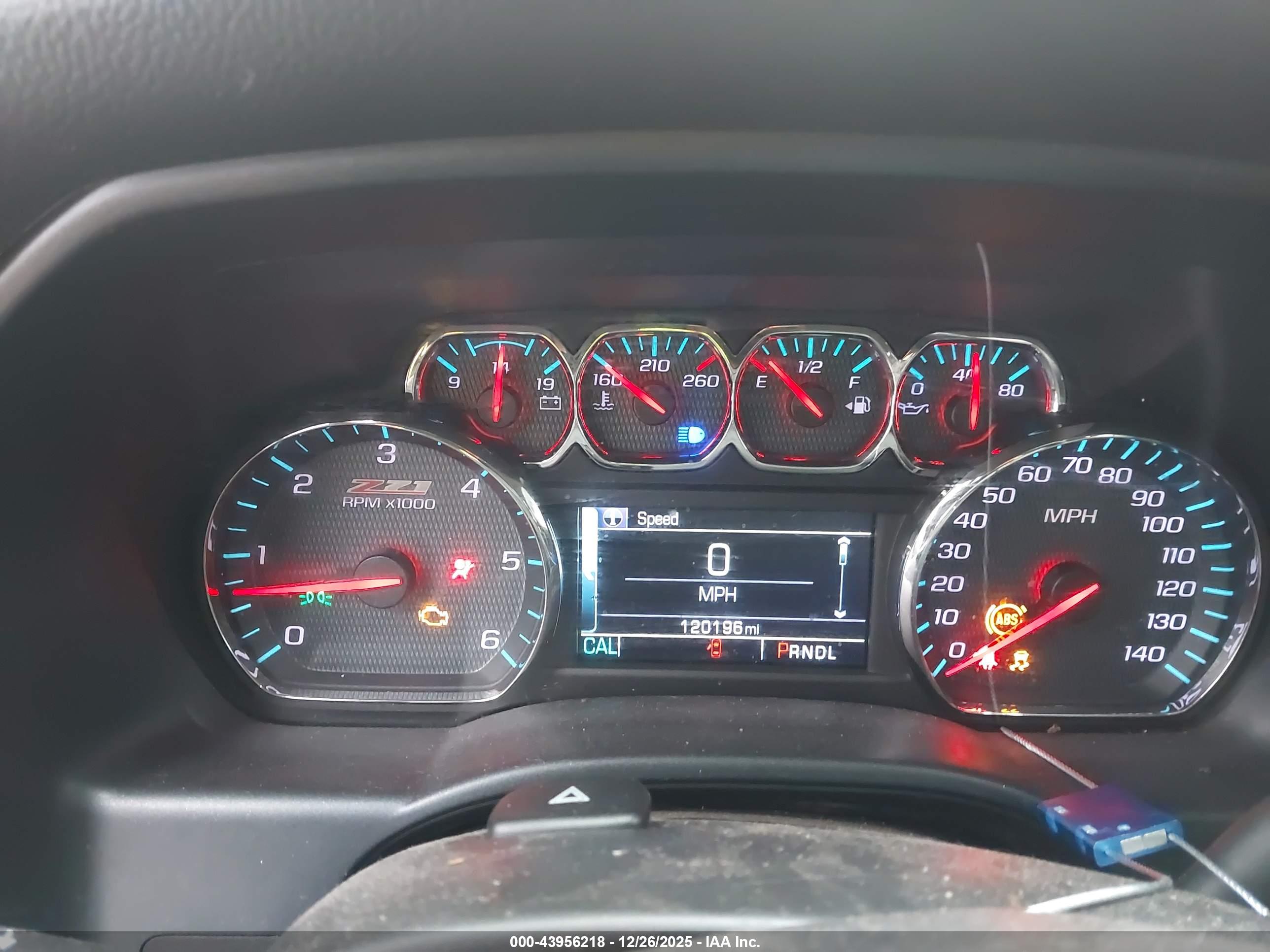 CHEVROLET SILVERADO image 7