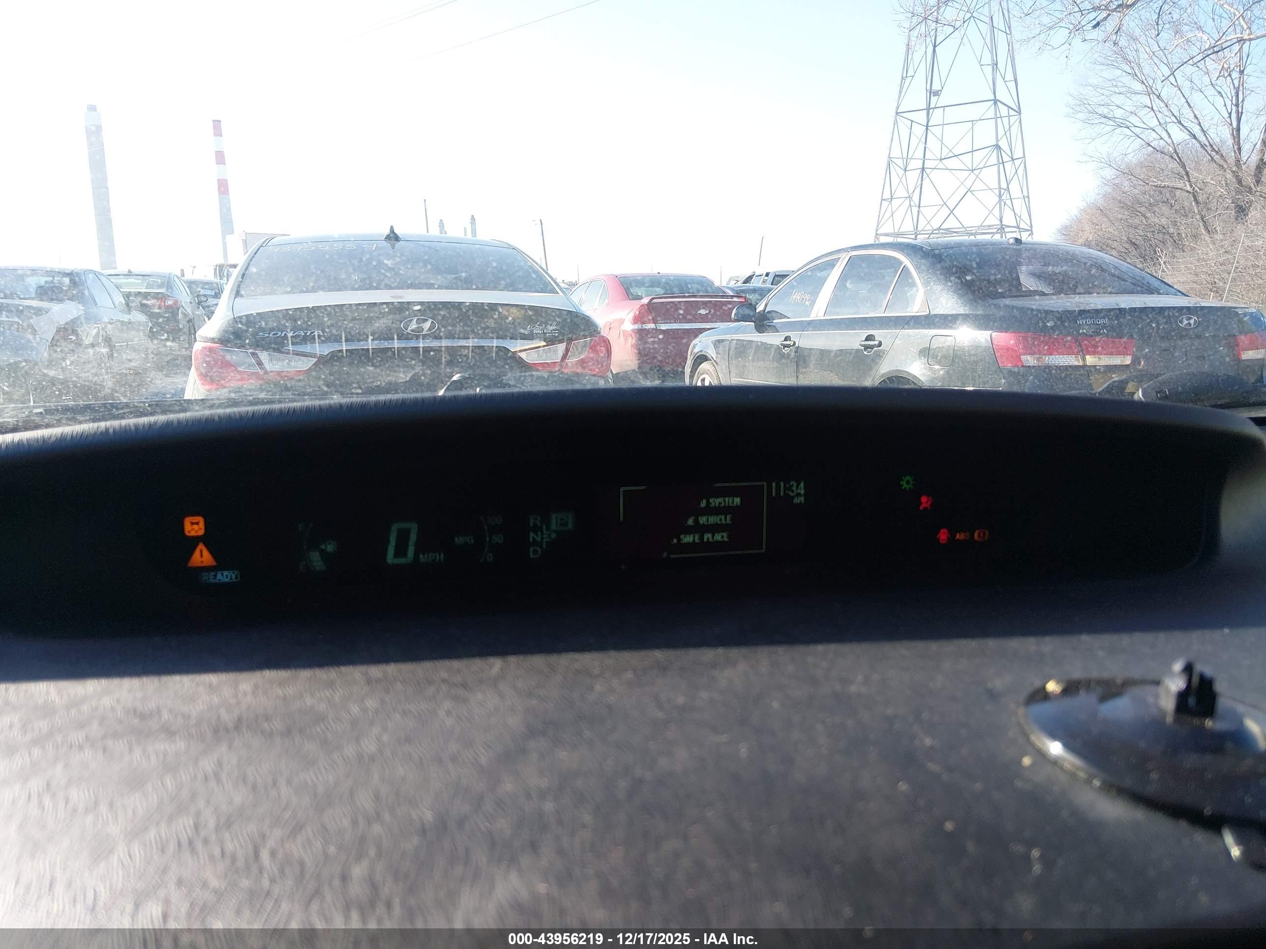 TOYOTA PRIUS image 7