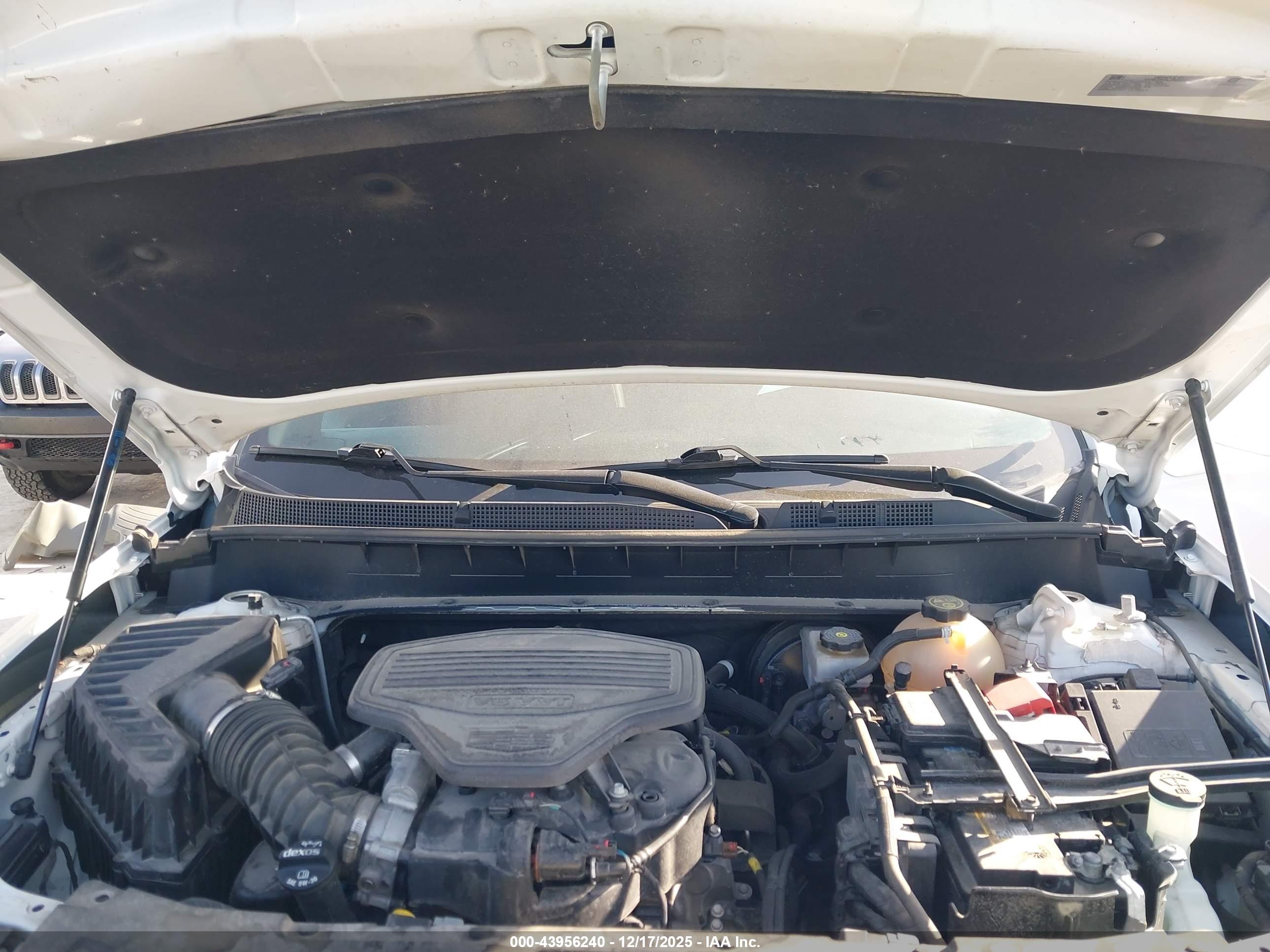 CADILLAC XT6 image 10
