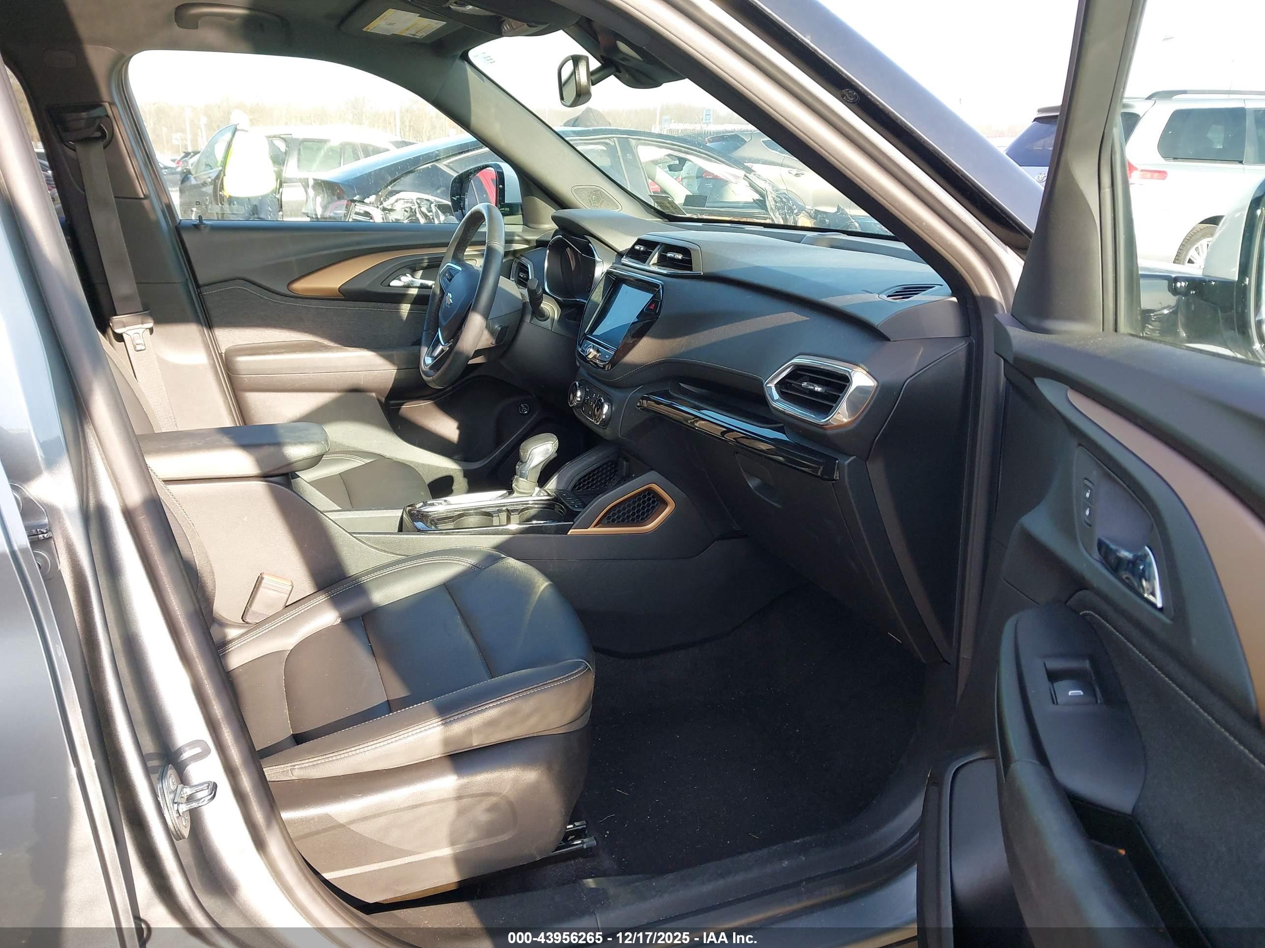 CHEVROLET TRAILBLAZER image 5