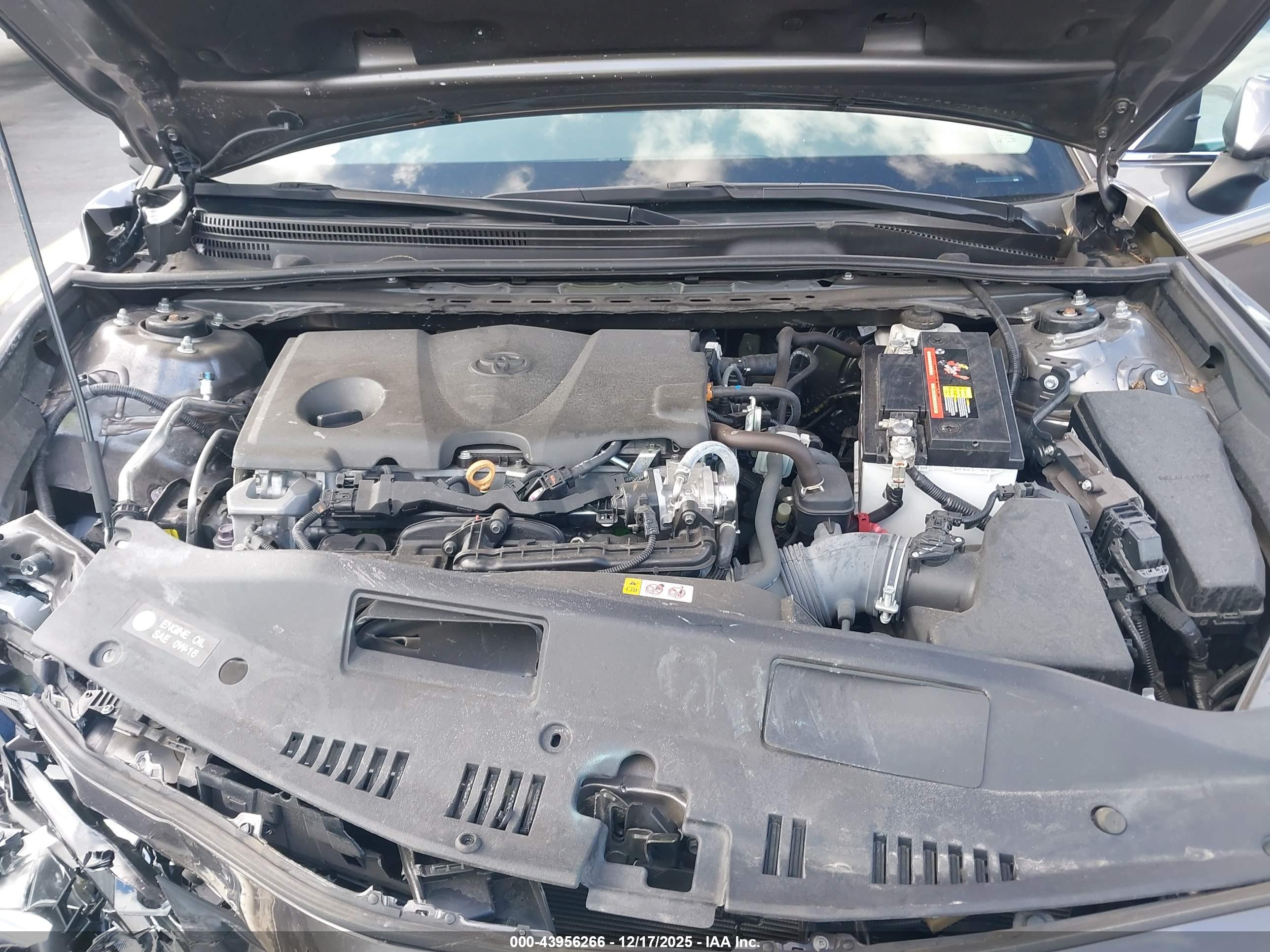 TOYOTA CAMRY image 10