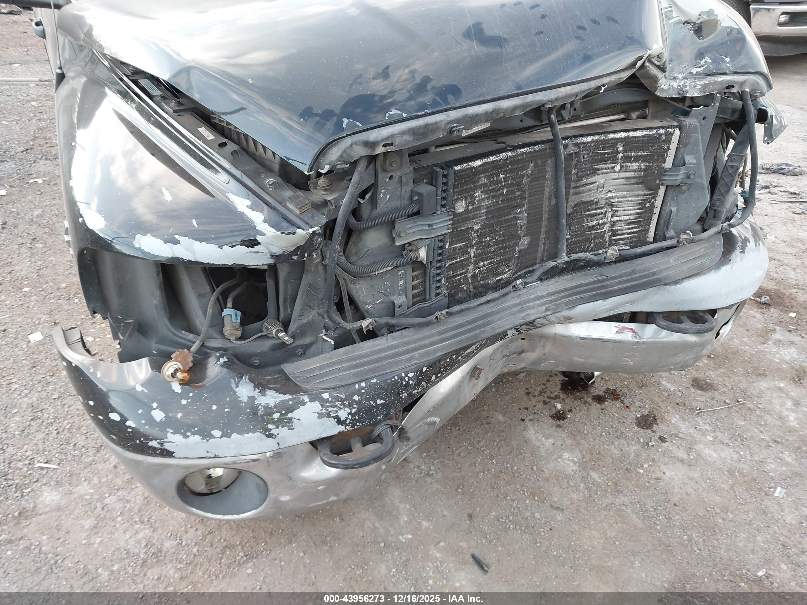 DODGE RAM image 6