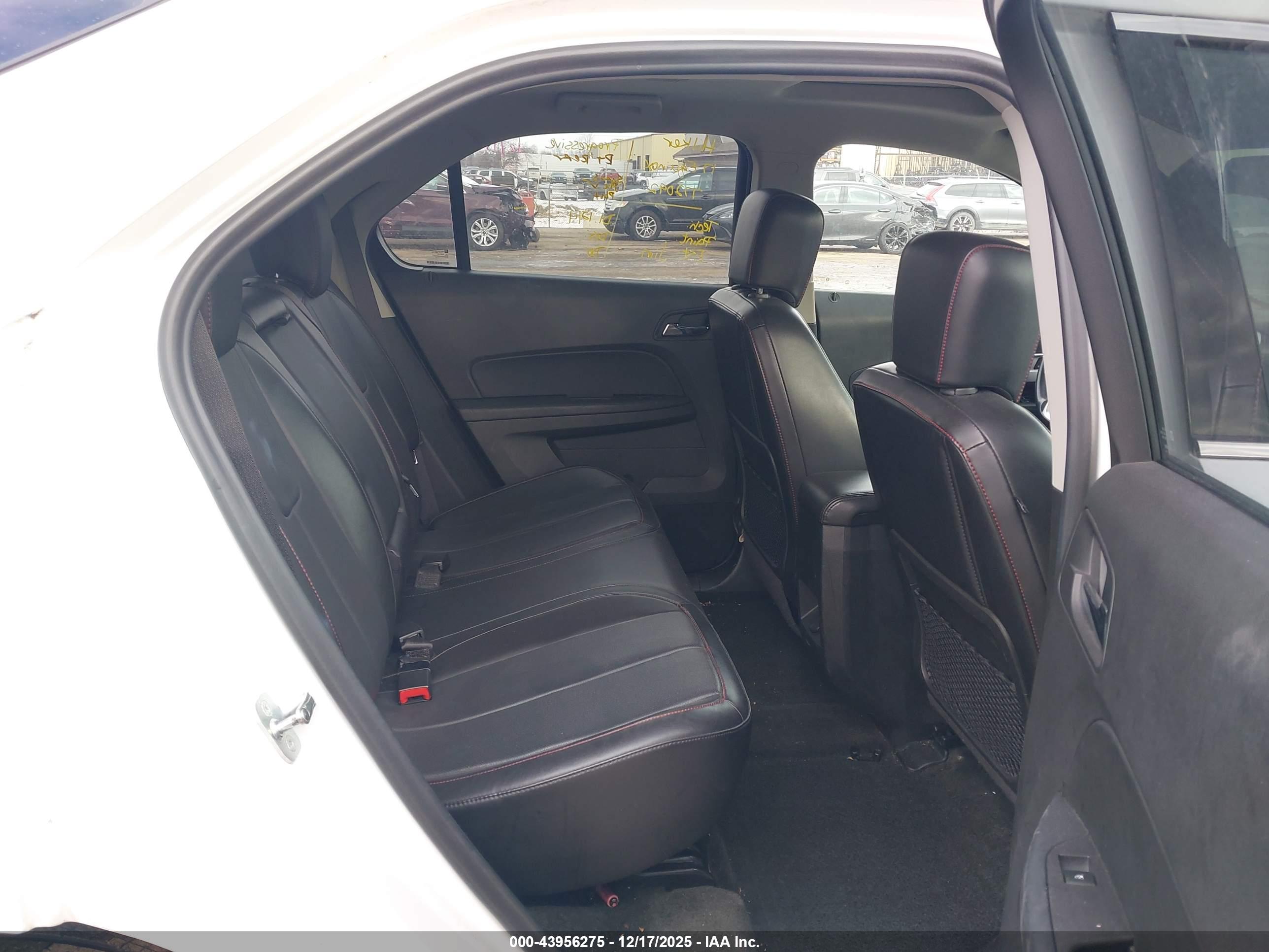 CHEVROLET EQUINOX image 8