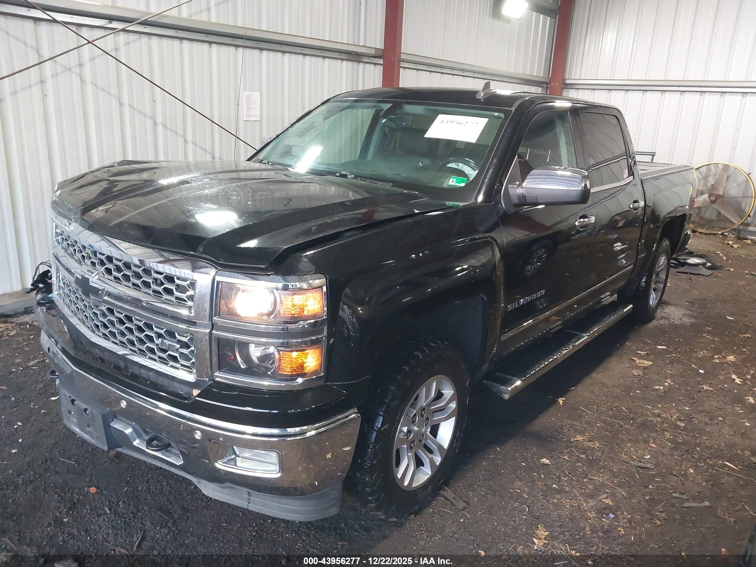 CHEVROLET SILVERADO image 2