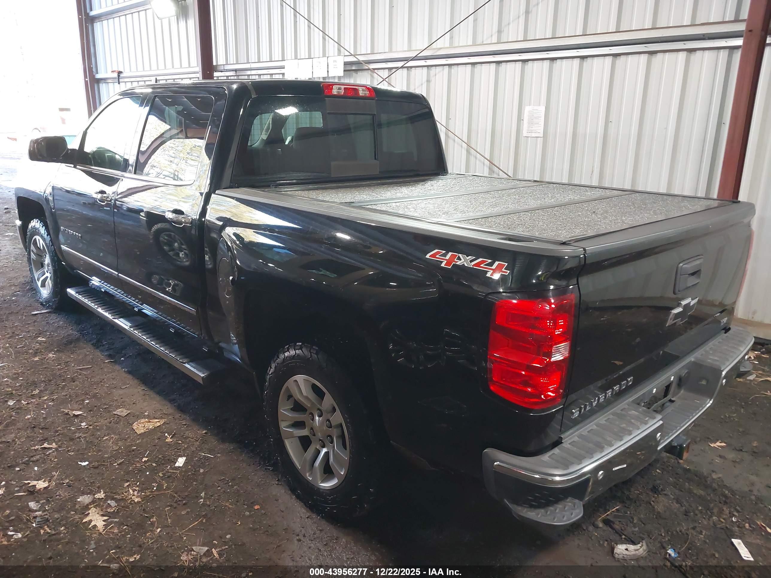 CHEVROLET SILVERADO image 3