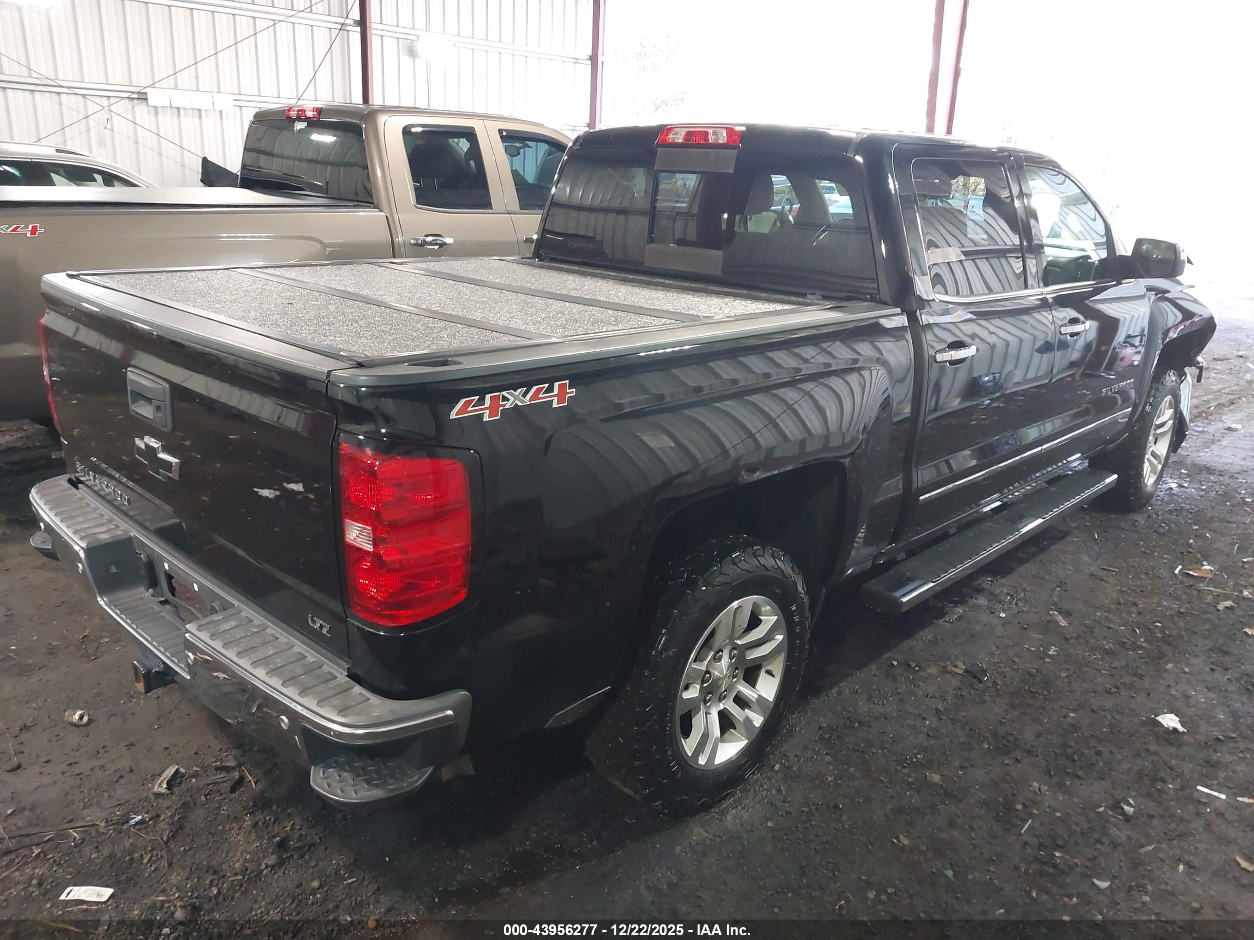 CHEVROLET SILVERADO image 4