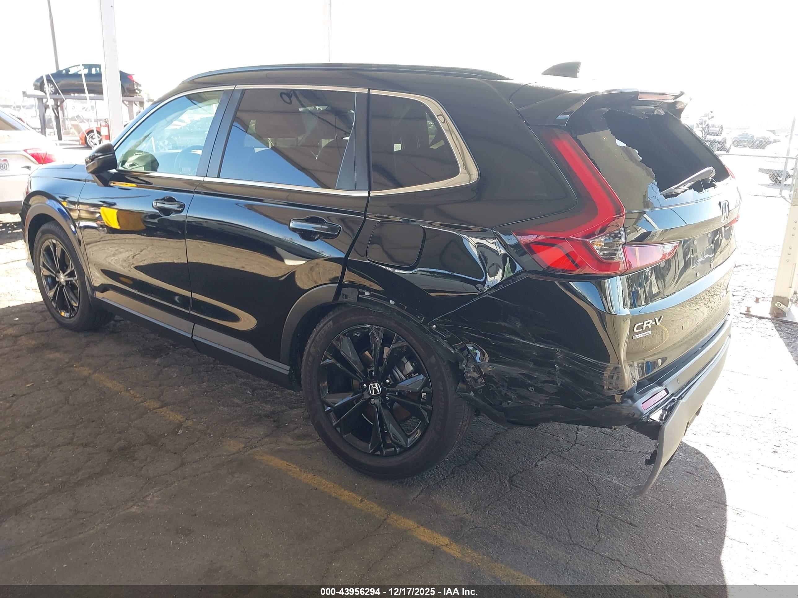 HONDA CR-V image 3