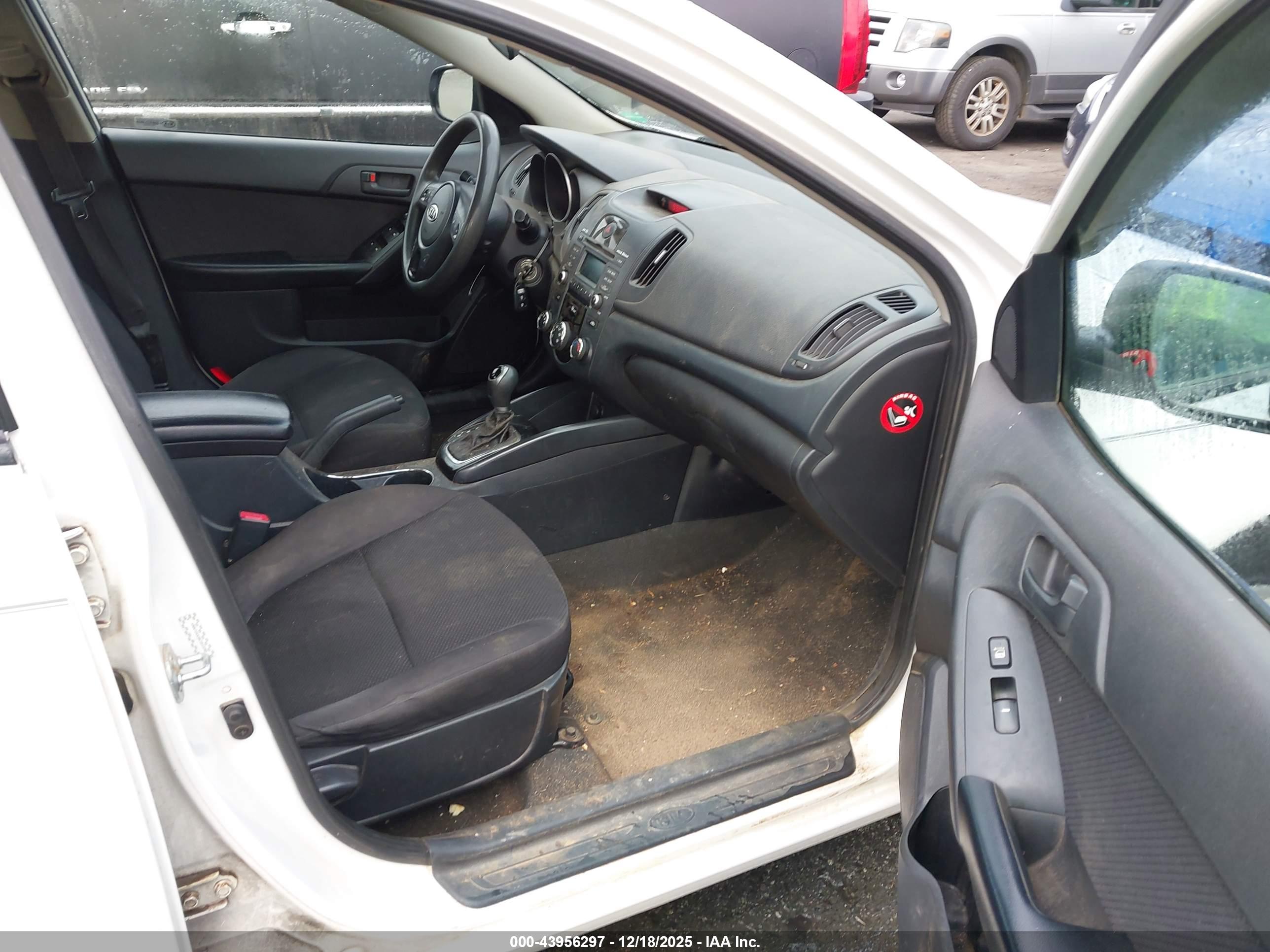 KIA FORTE image 5