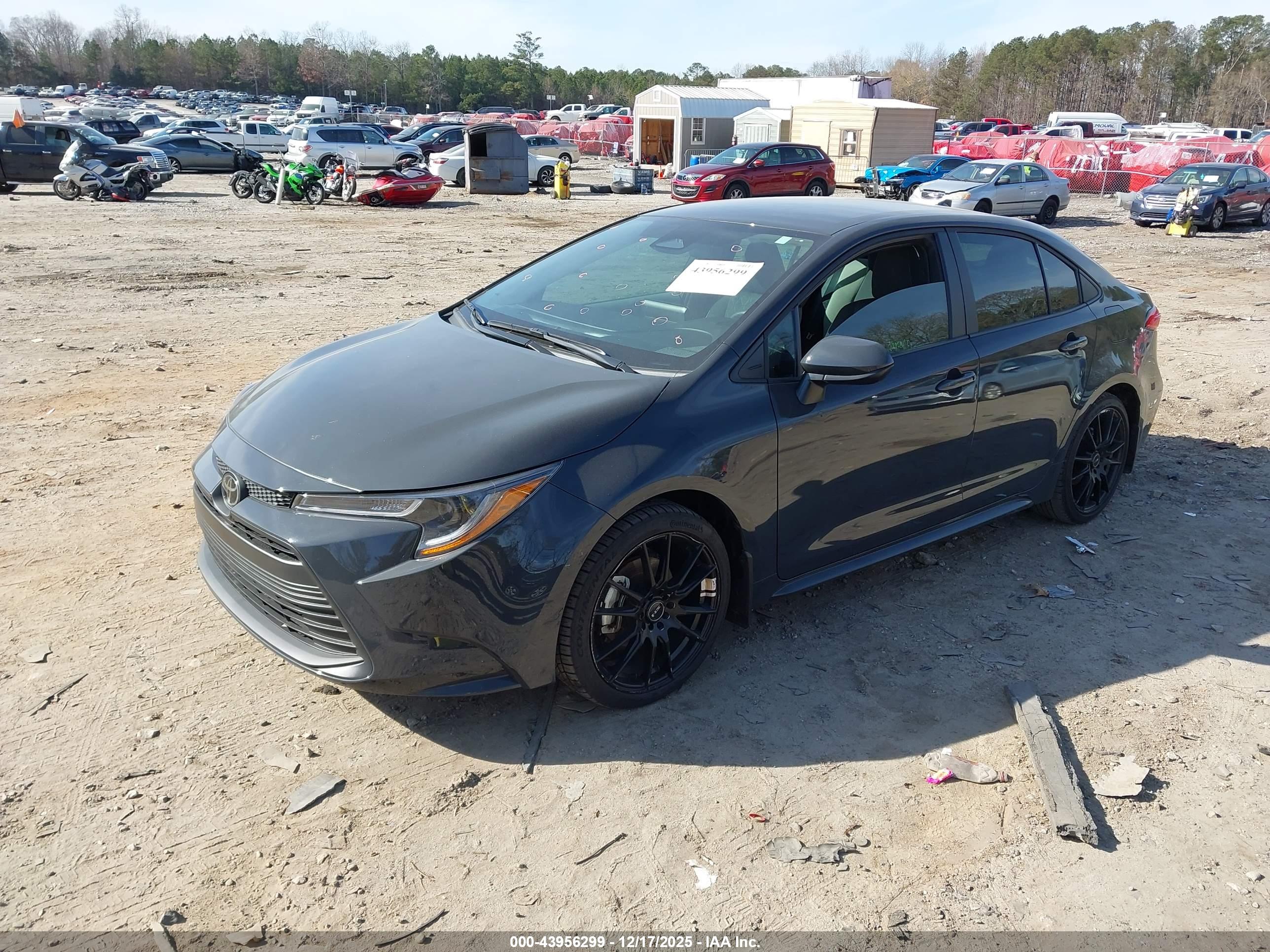 TOYOTA COROLLA image 2