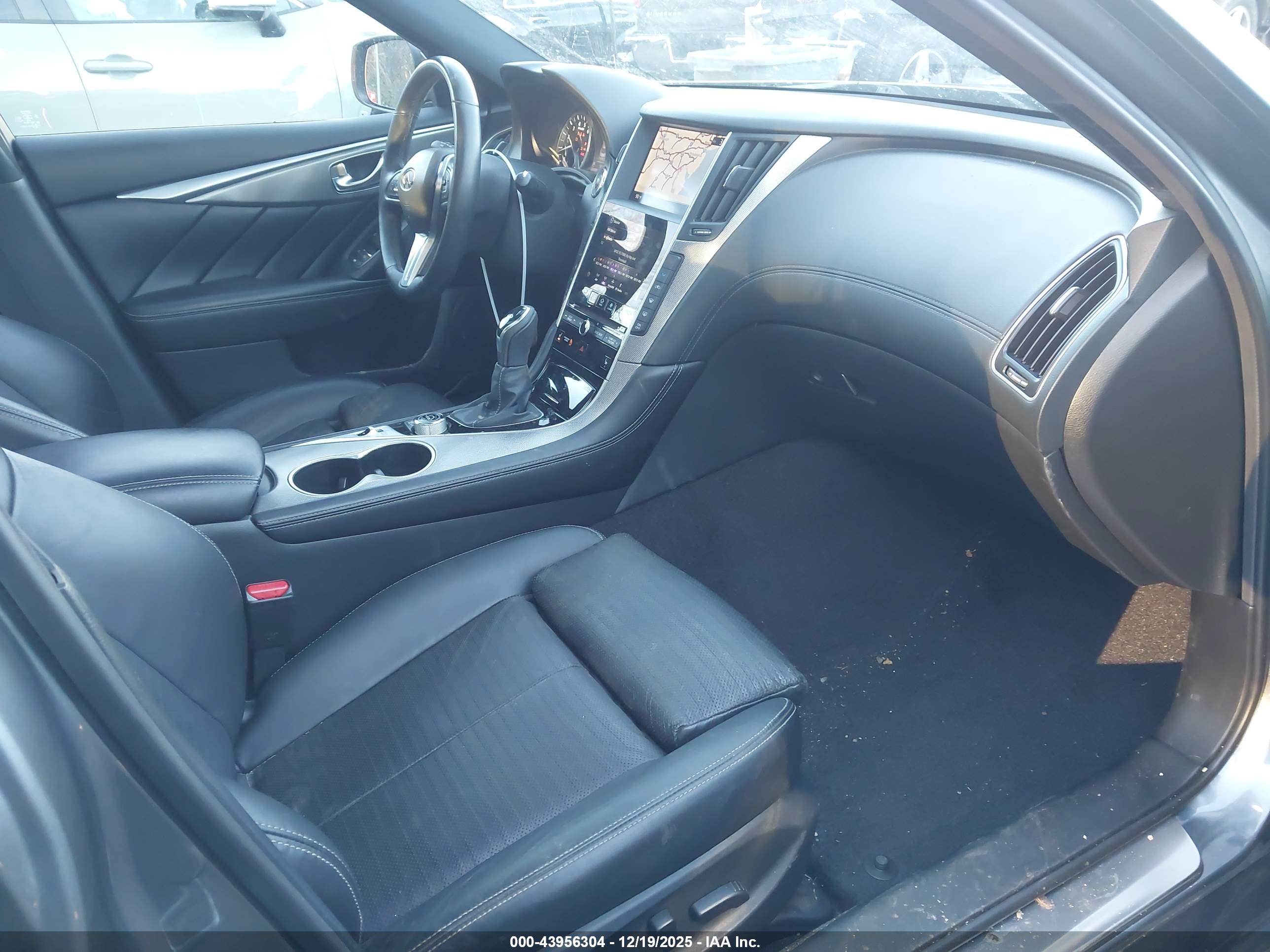INFINITI Q50 image 5