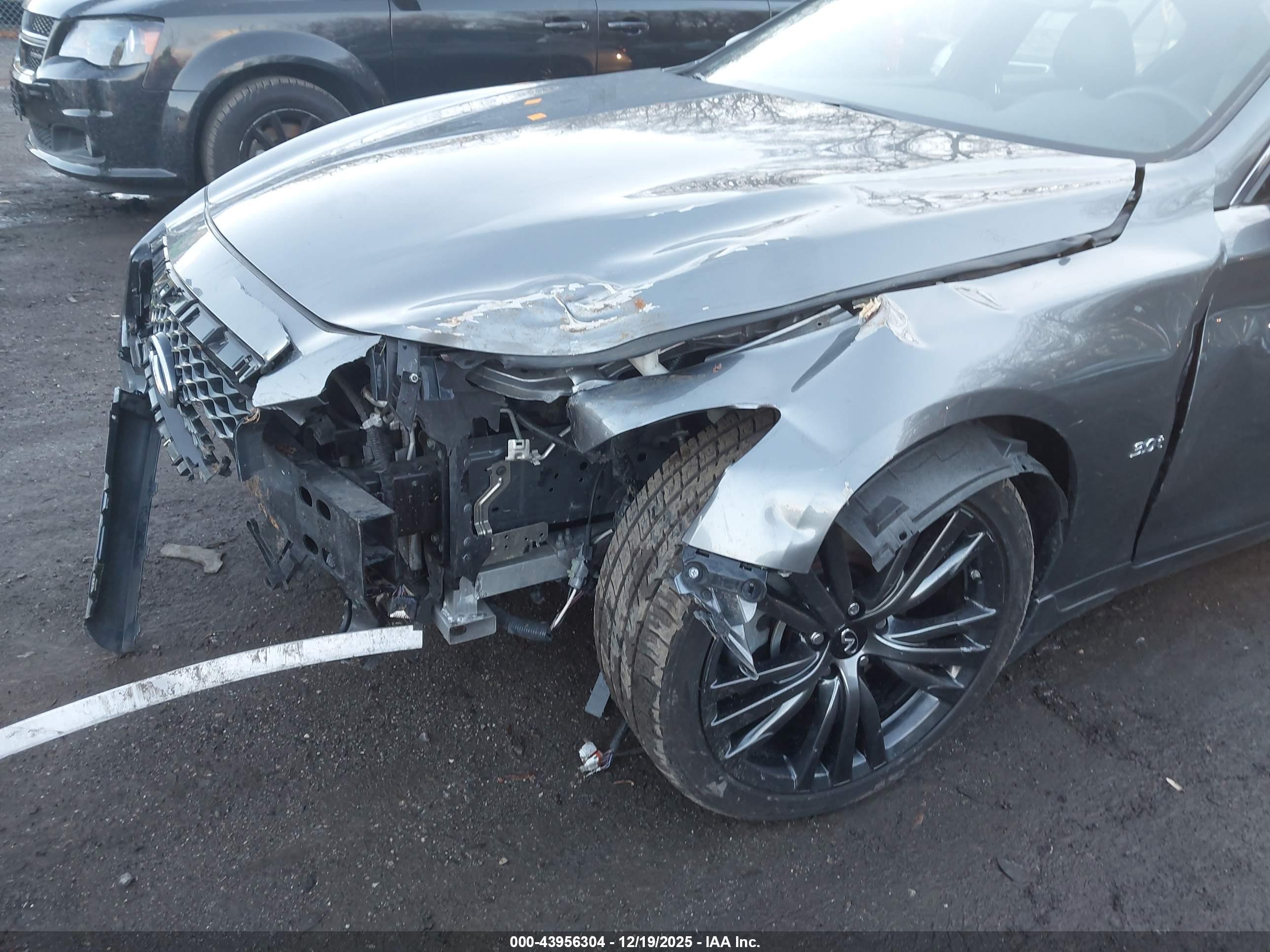 INFINITI Q50 image 6