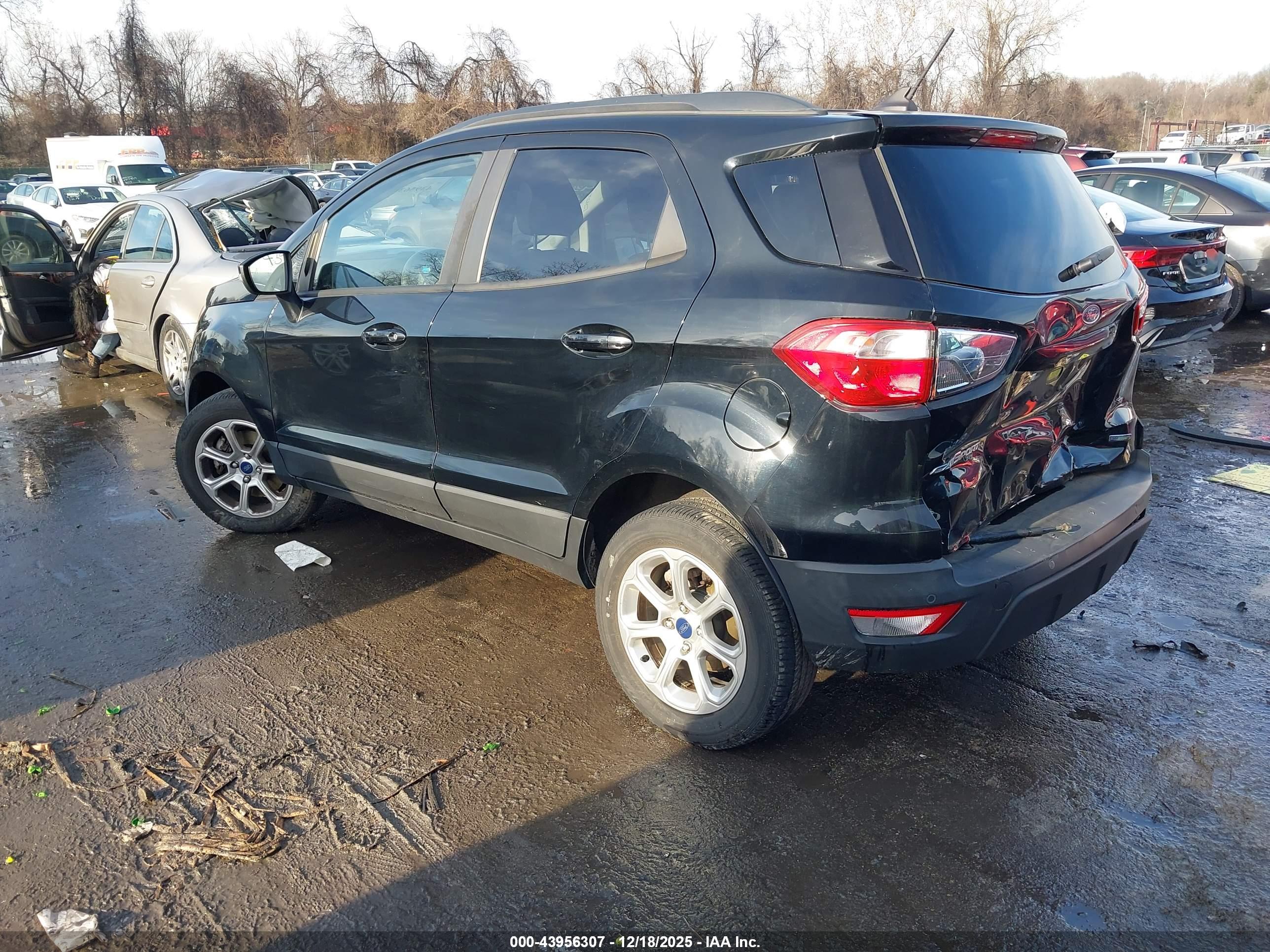 FORD ECOSPORT image 3