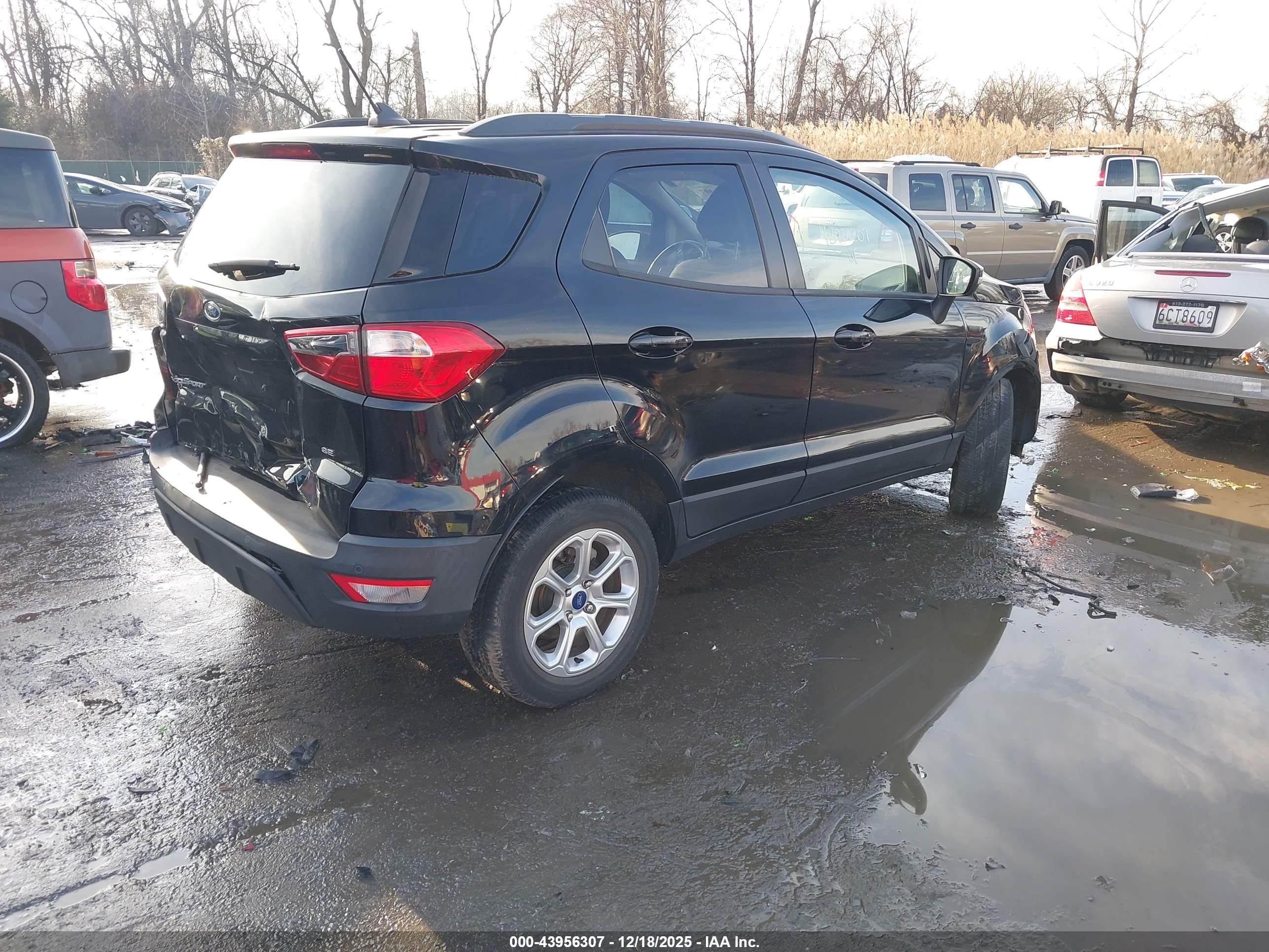 FORD ECOSPORT image 4