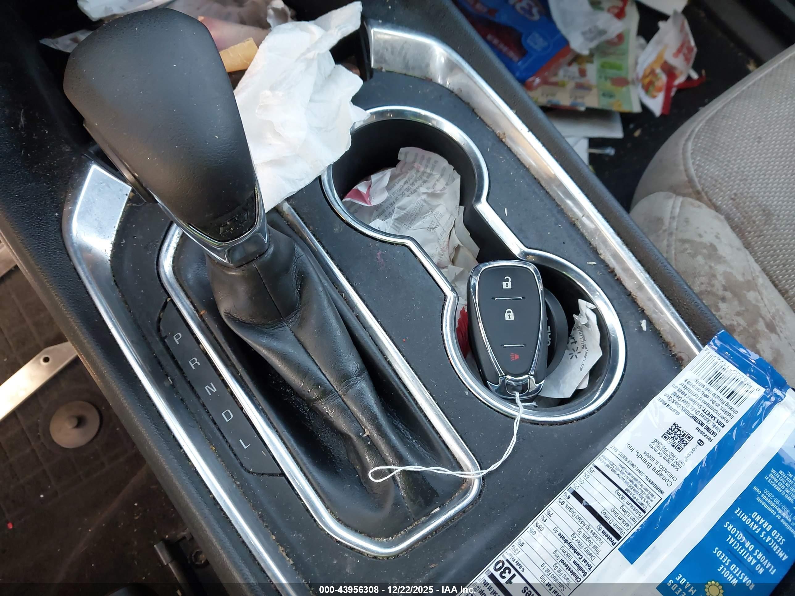 CHEVROLET TRAVERSE image 11