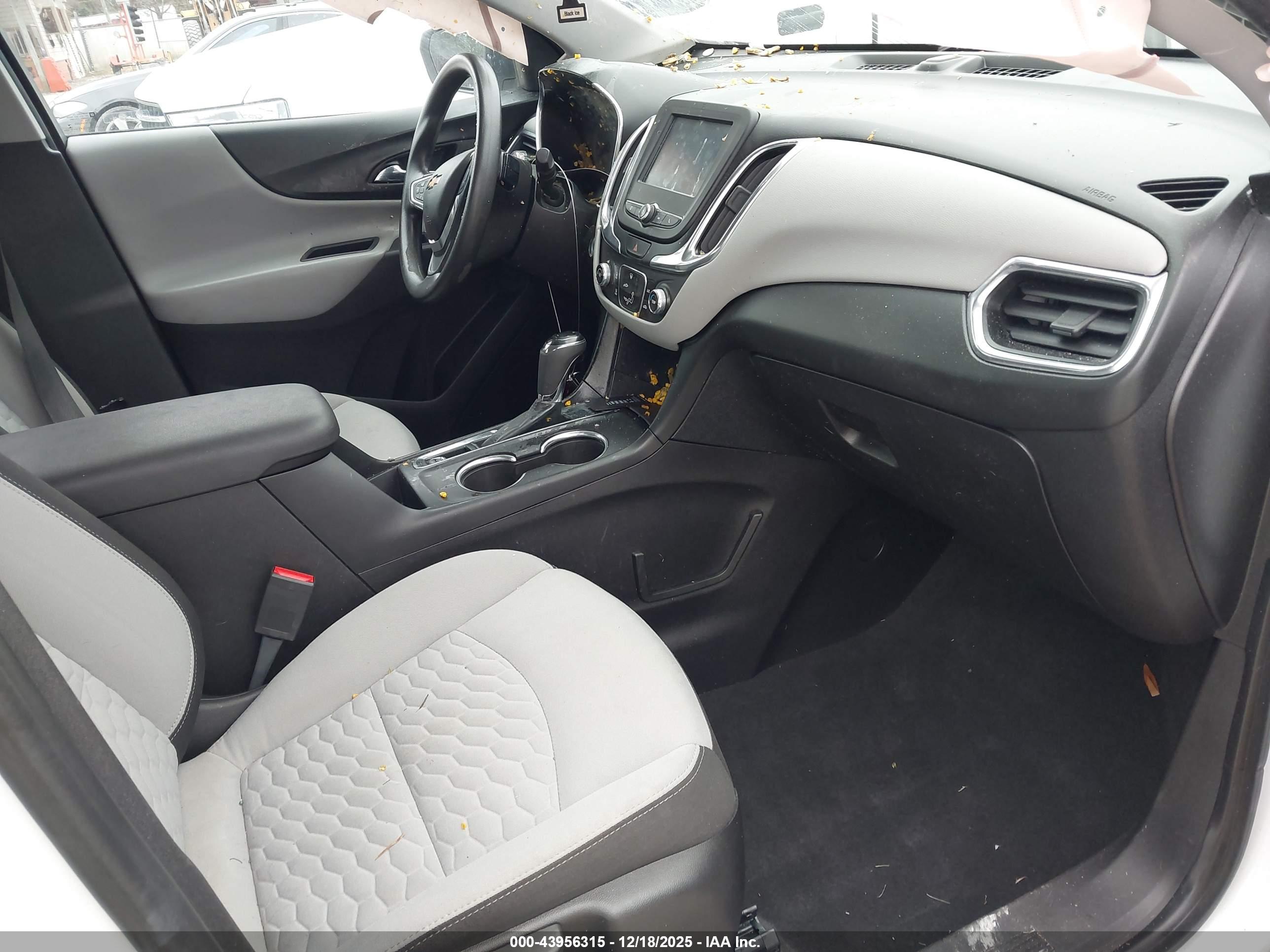 CHEVROLET EQUINOX image 5