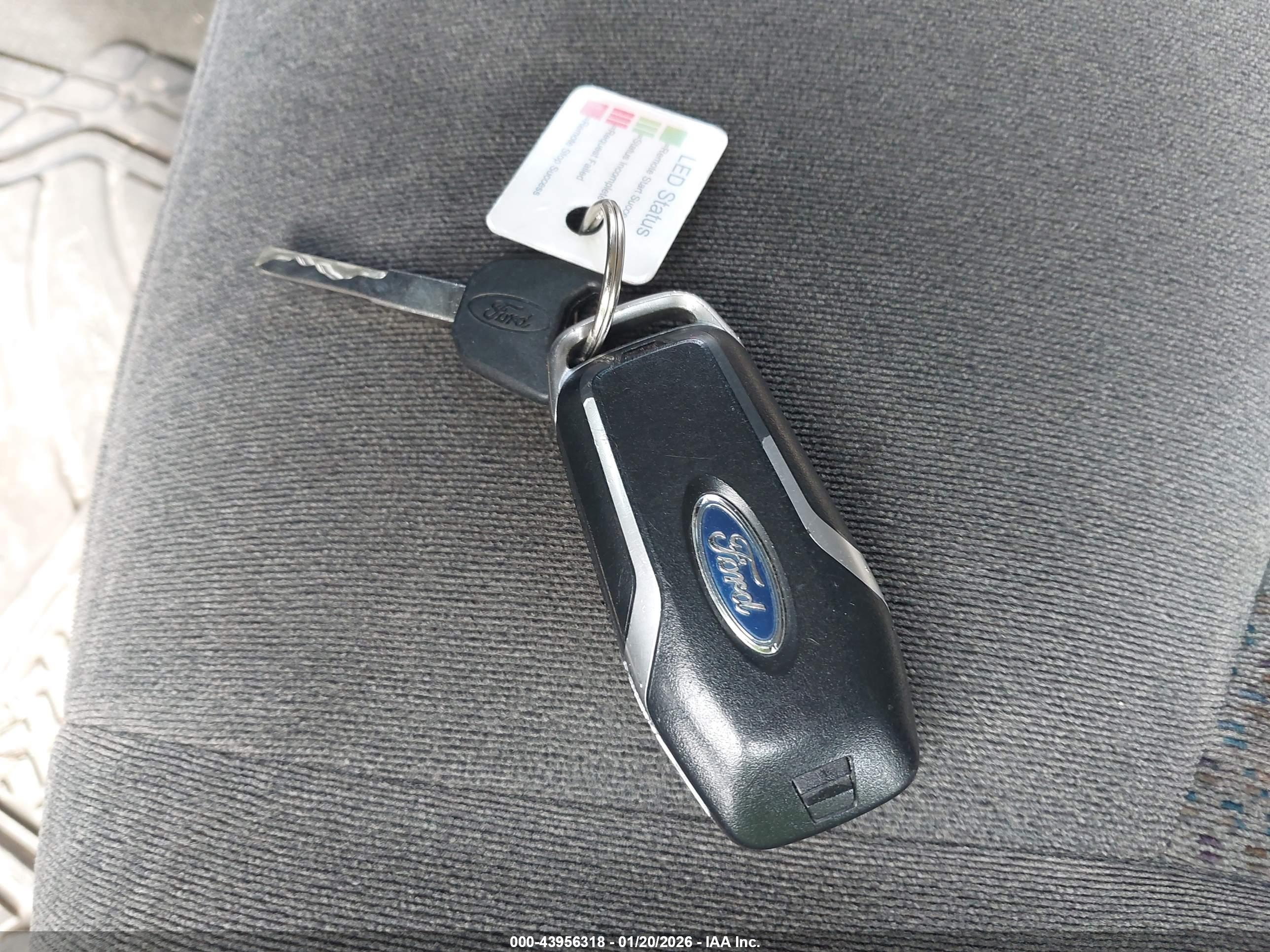 FORD EXPLORER image 11