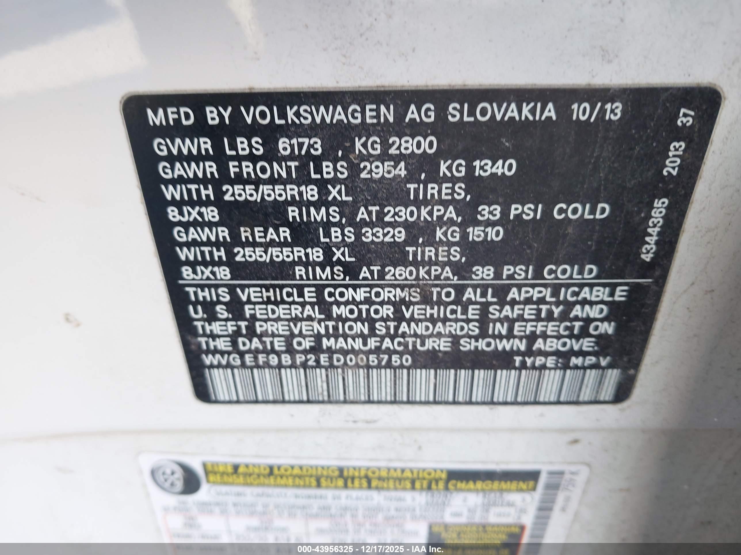 VOLKSWAGEN TOUAREG image 9