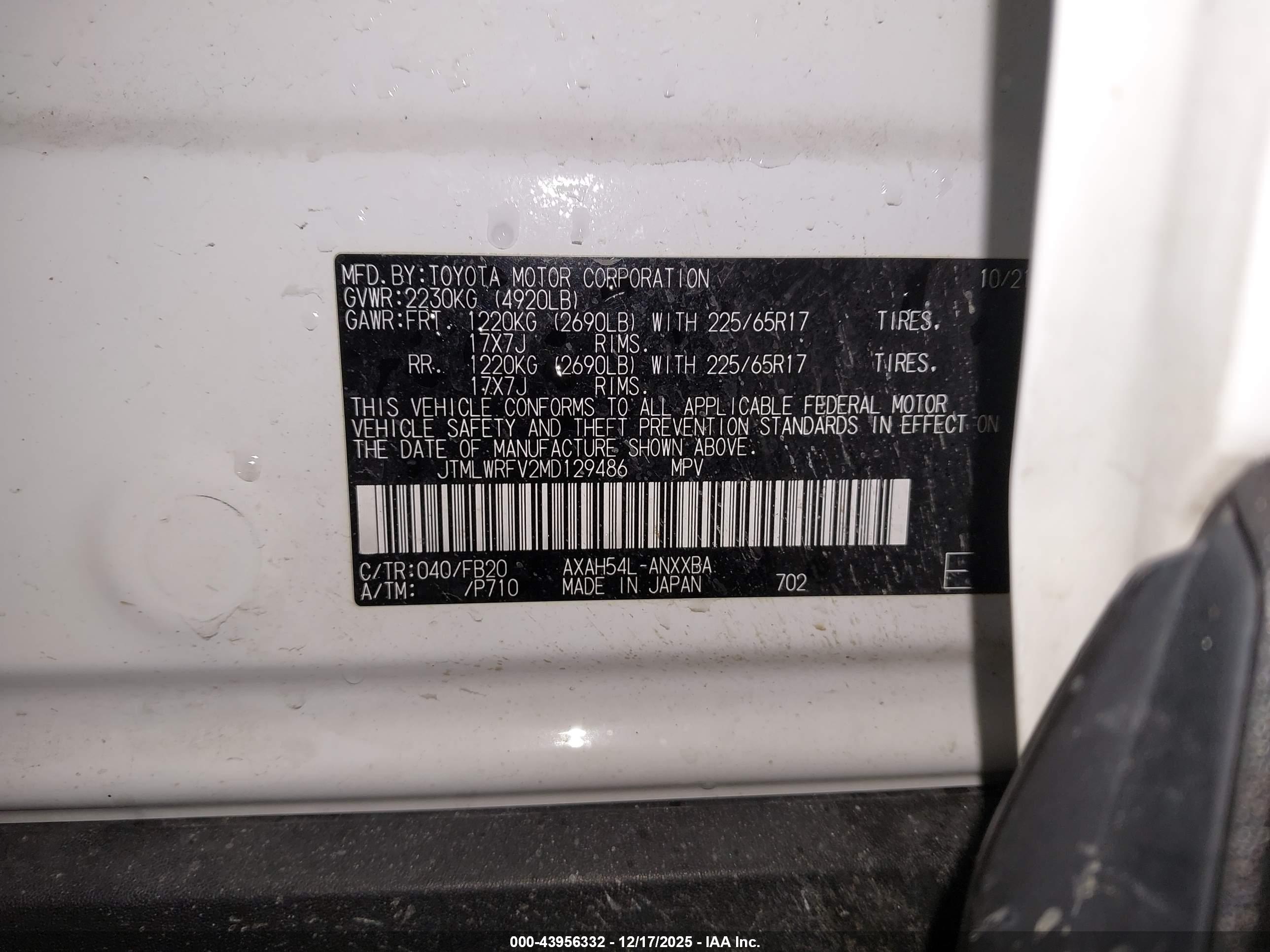 TOYOTA RAV4 image 9