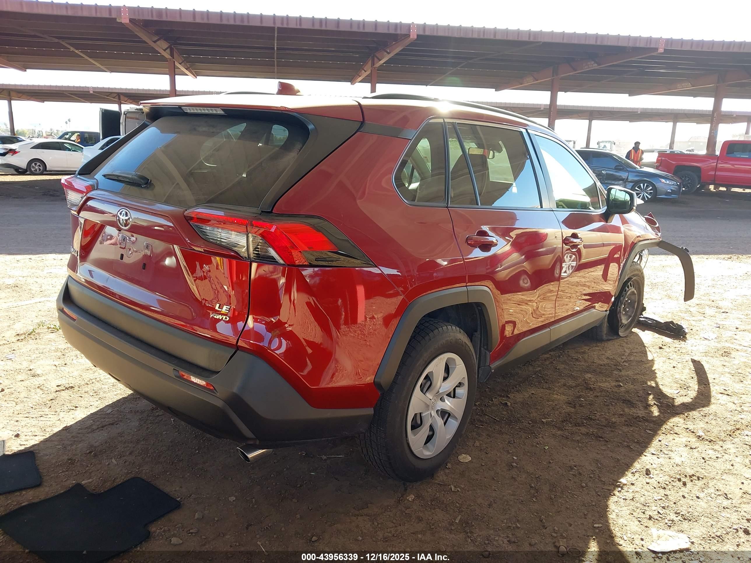 TOYOTA RAV4 image 4