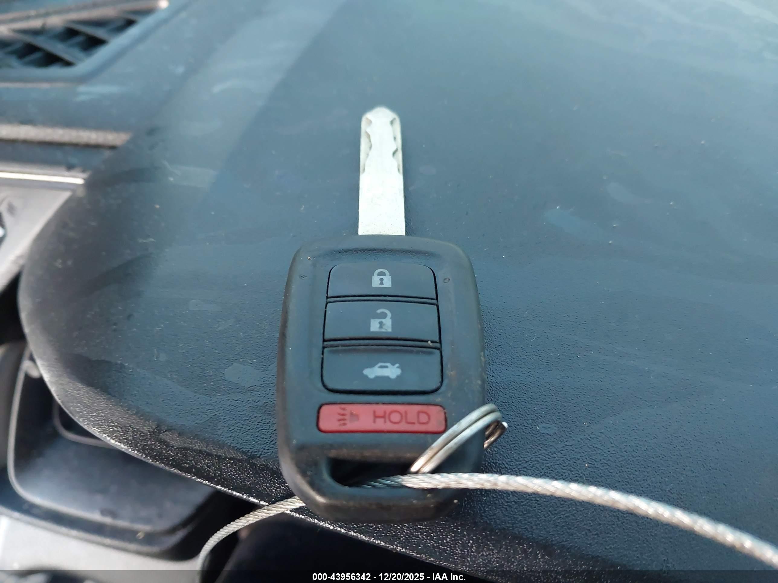 HONDA CIVIC image 11
