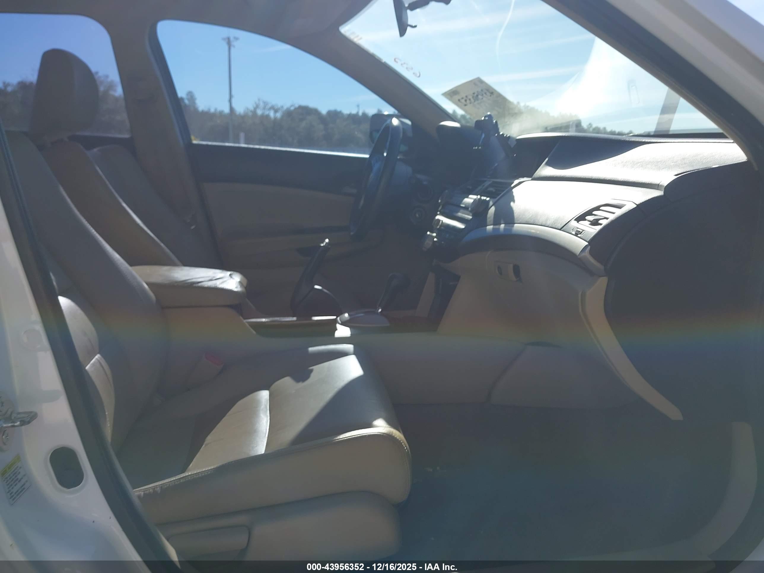 HONDA ACCORD image 5