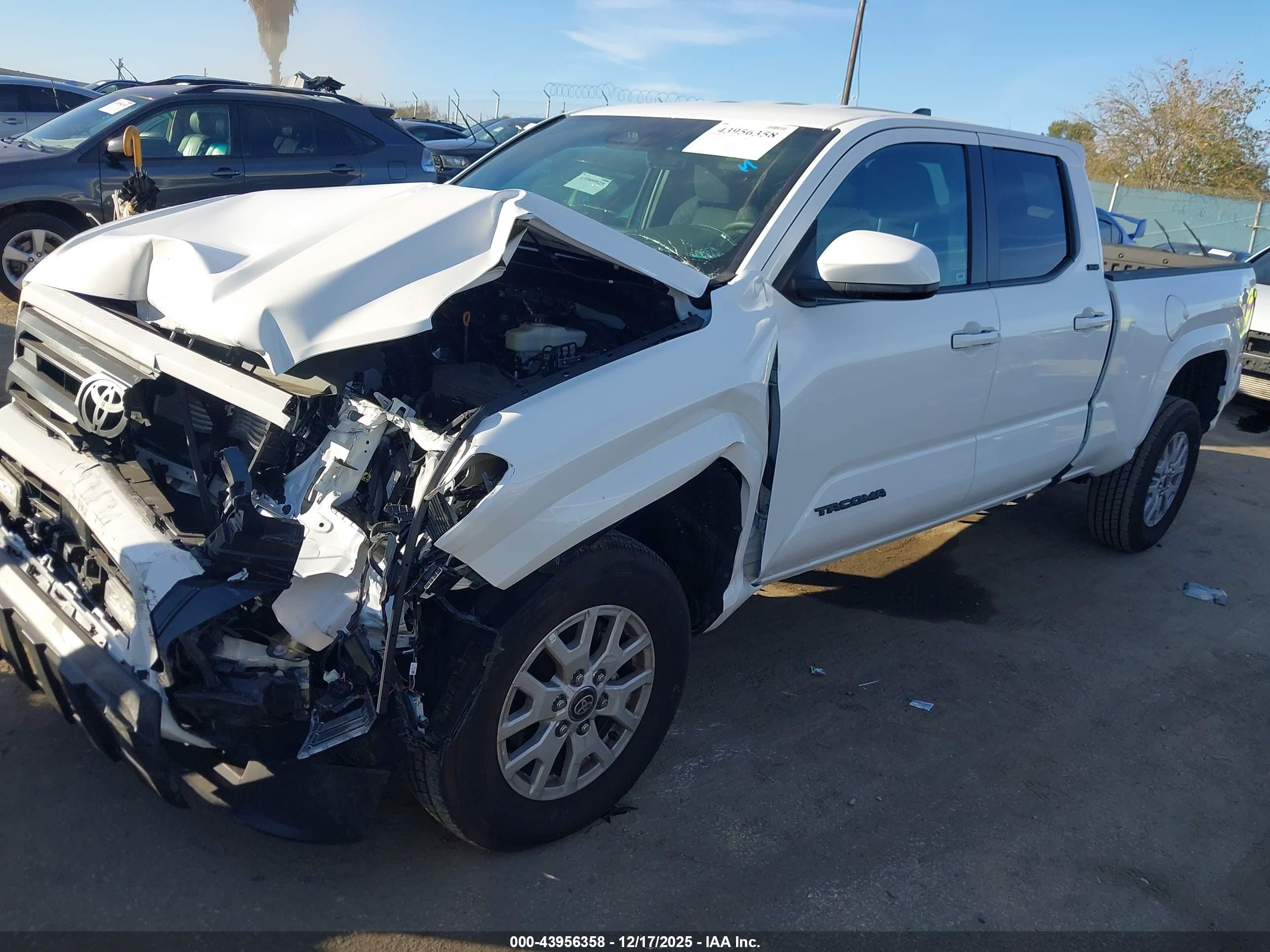TOYOTA TACOMA image 2