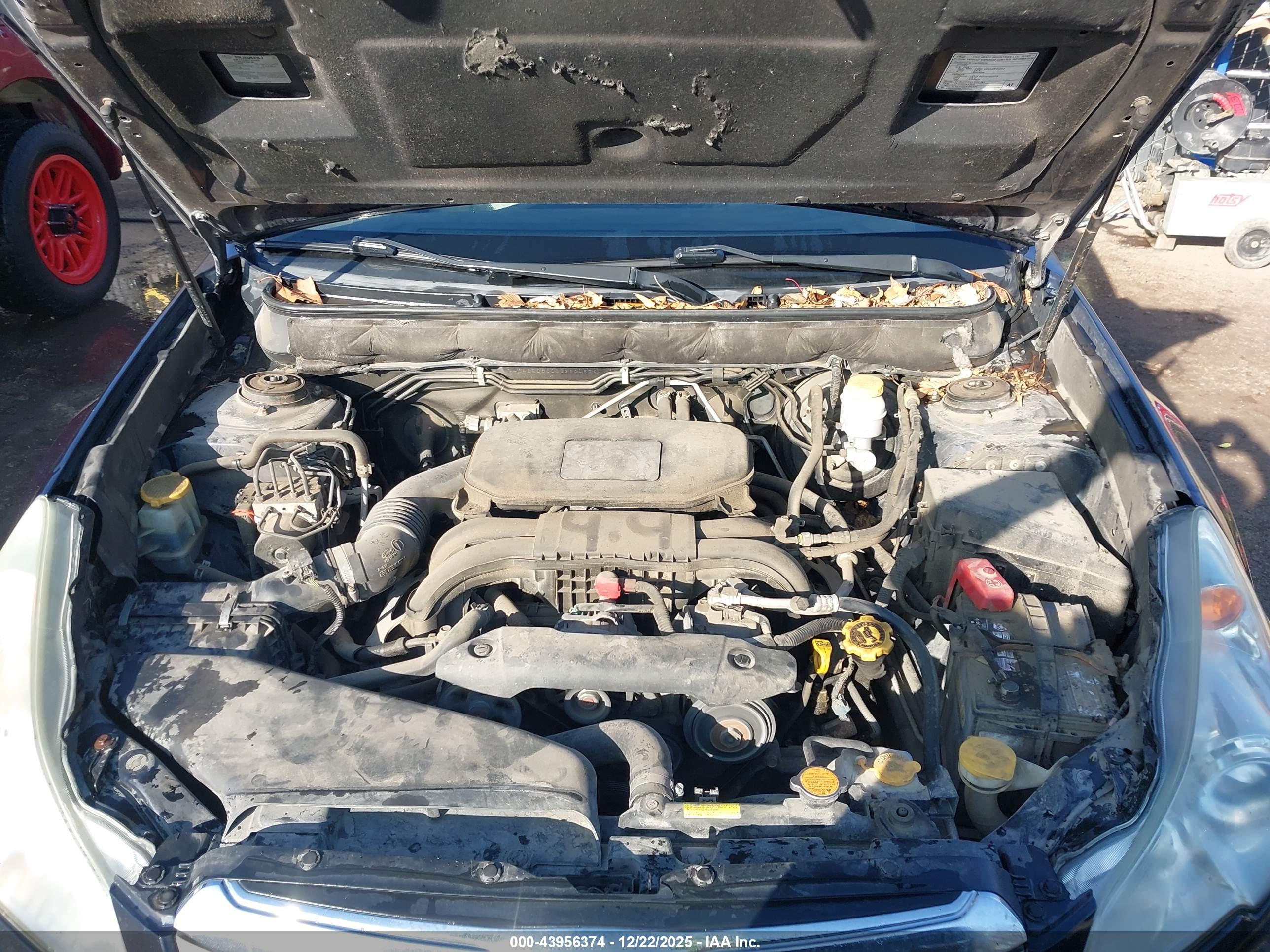 SUBARU OUTBACK image 10