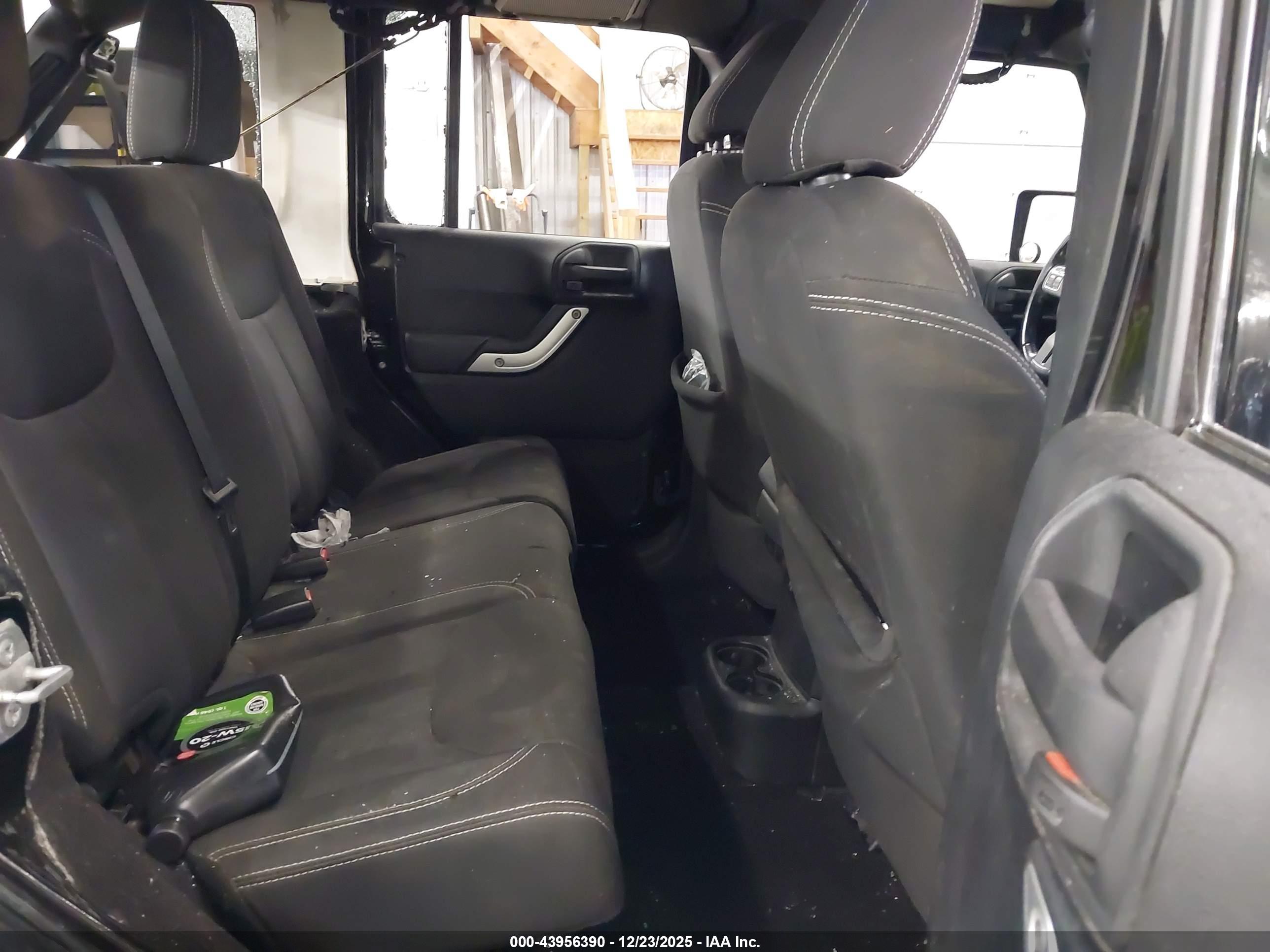 JEEP WRANGLER image 8