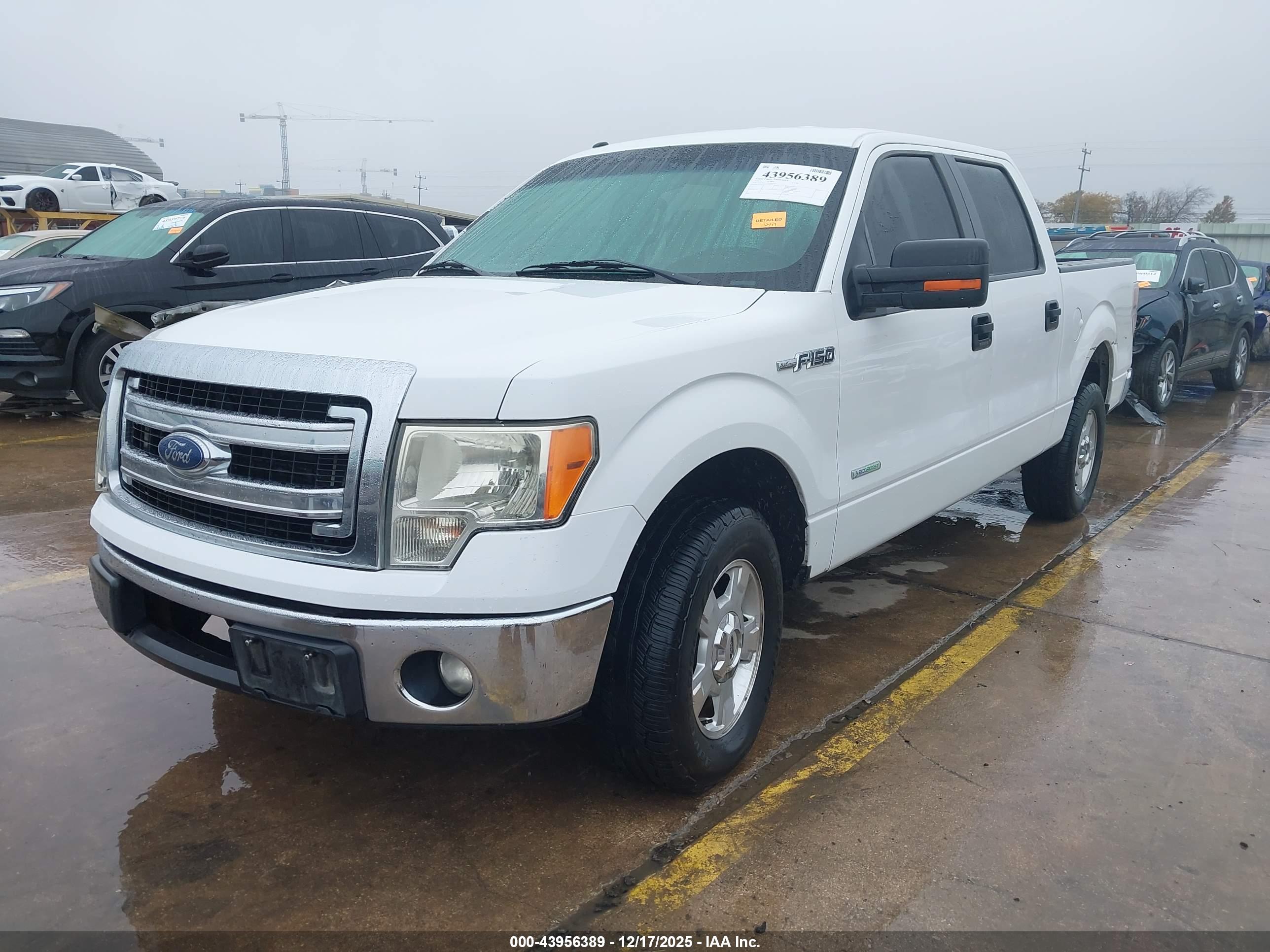 FORD F-150 image 2