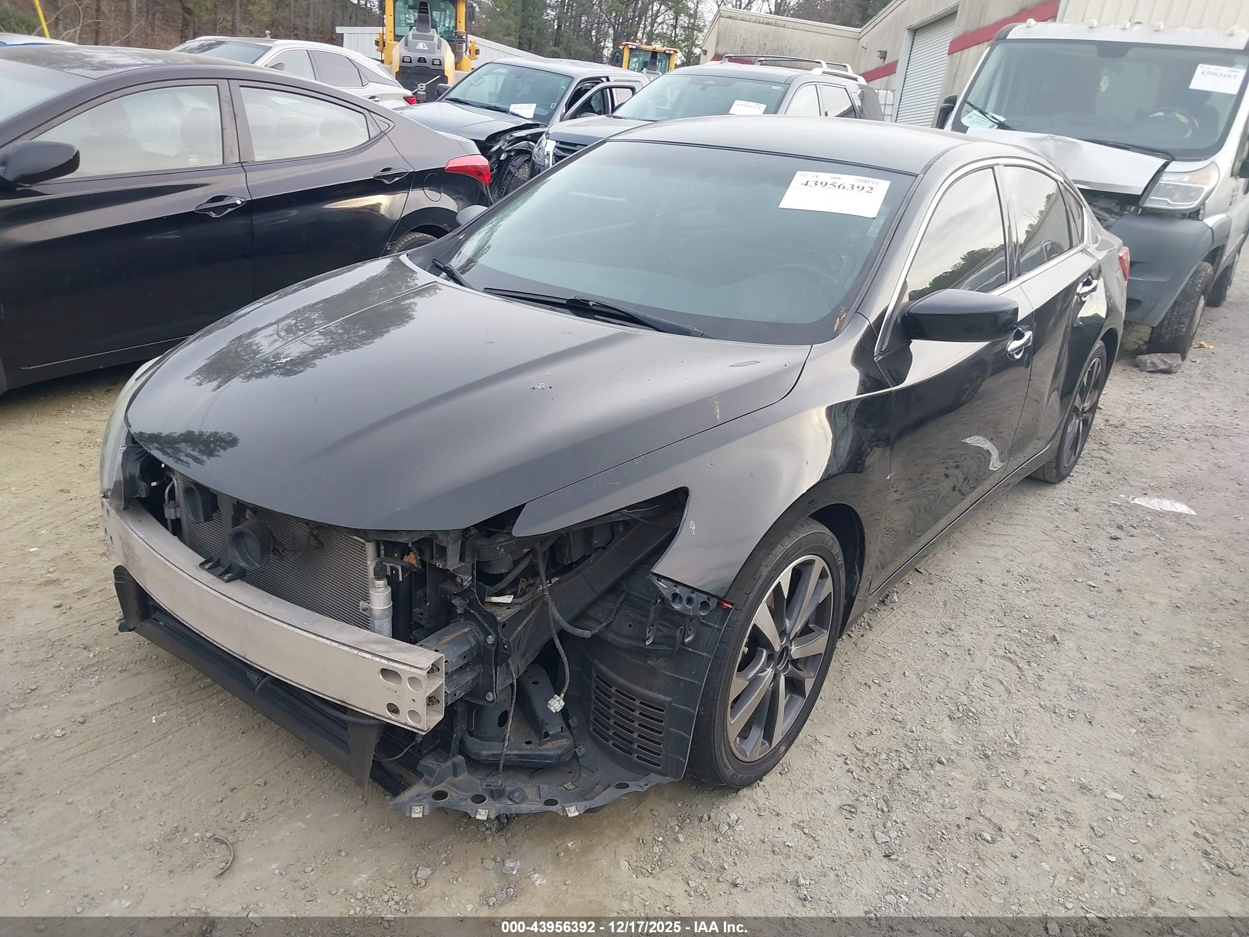 NISSAN ALTIMA image 2