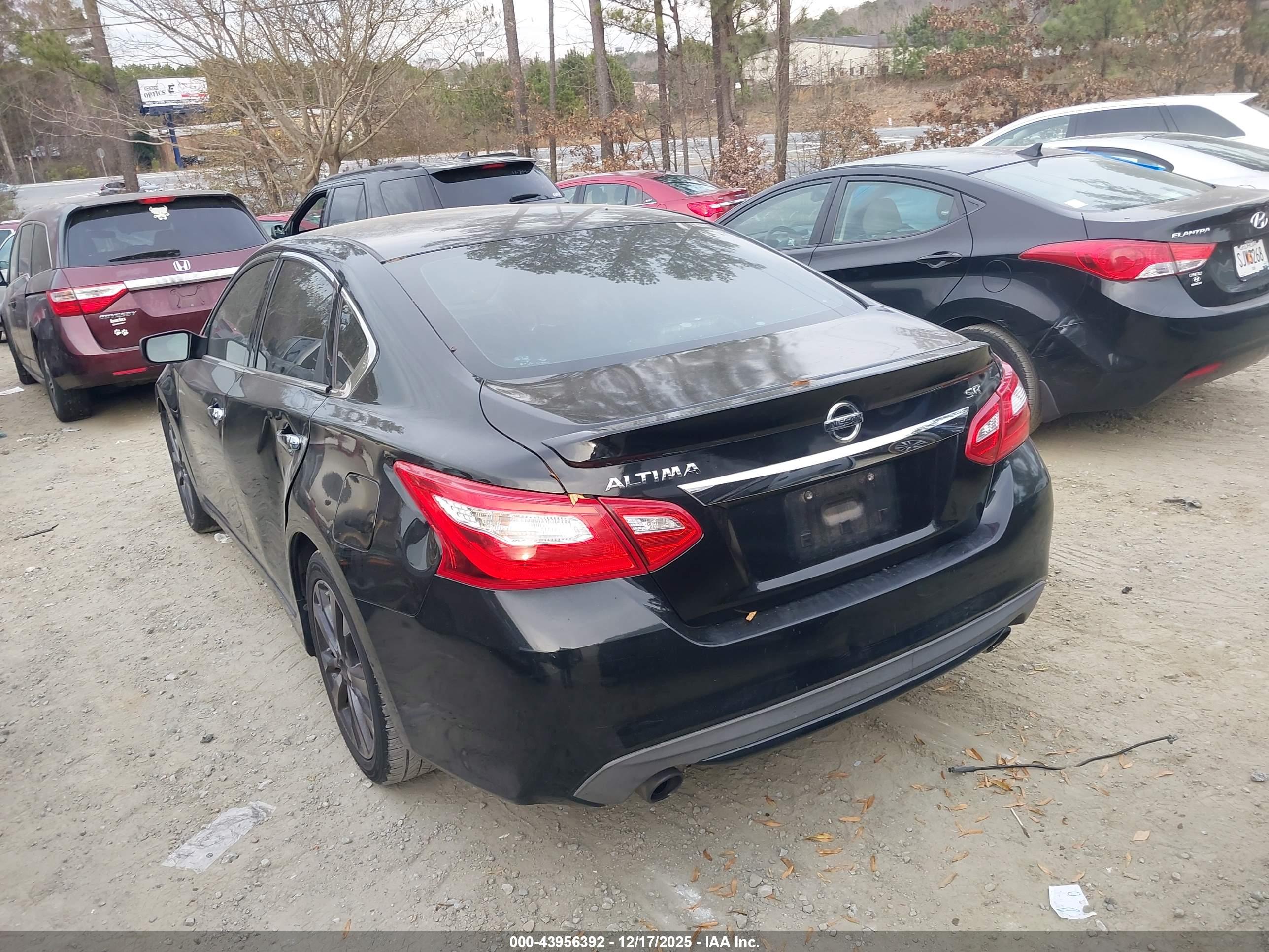 NISSAN ALTIMA image 3