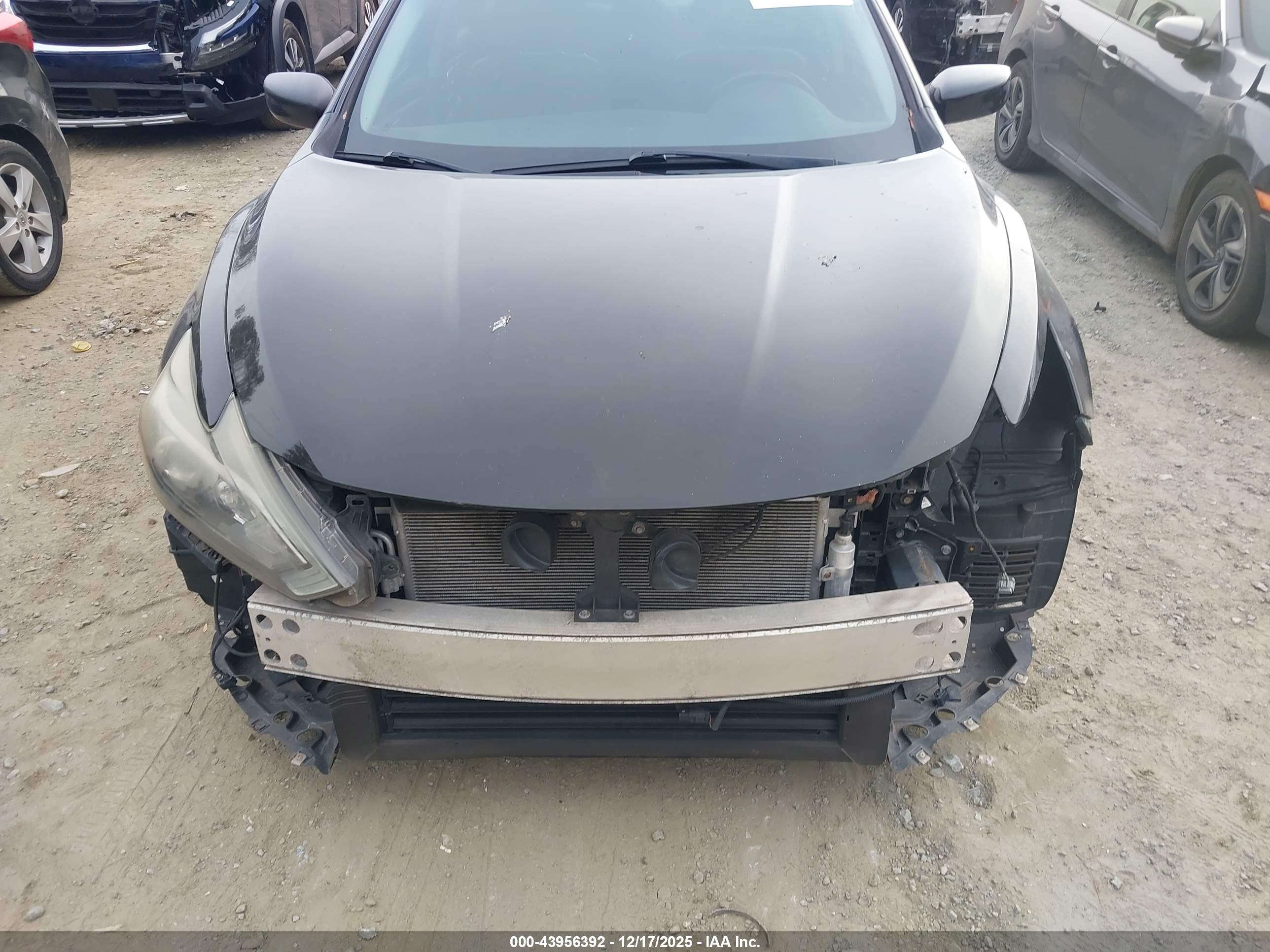 NISSAN ALTIMA image 6