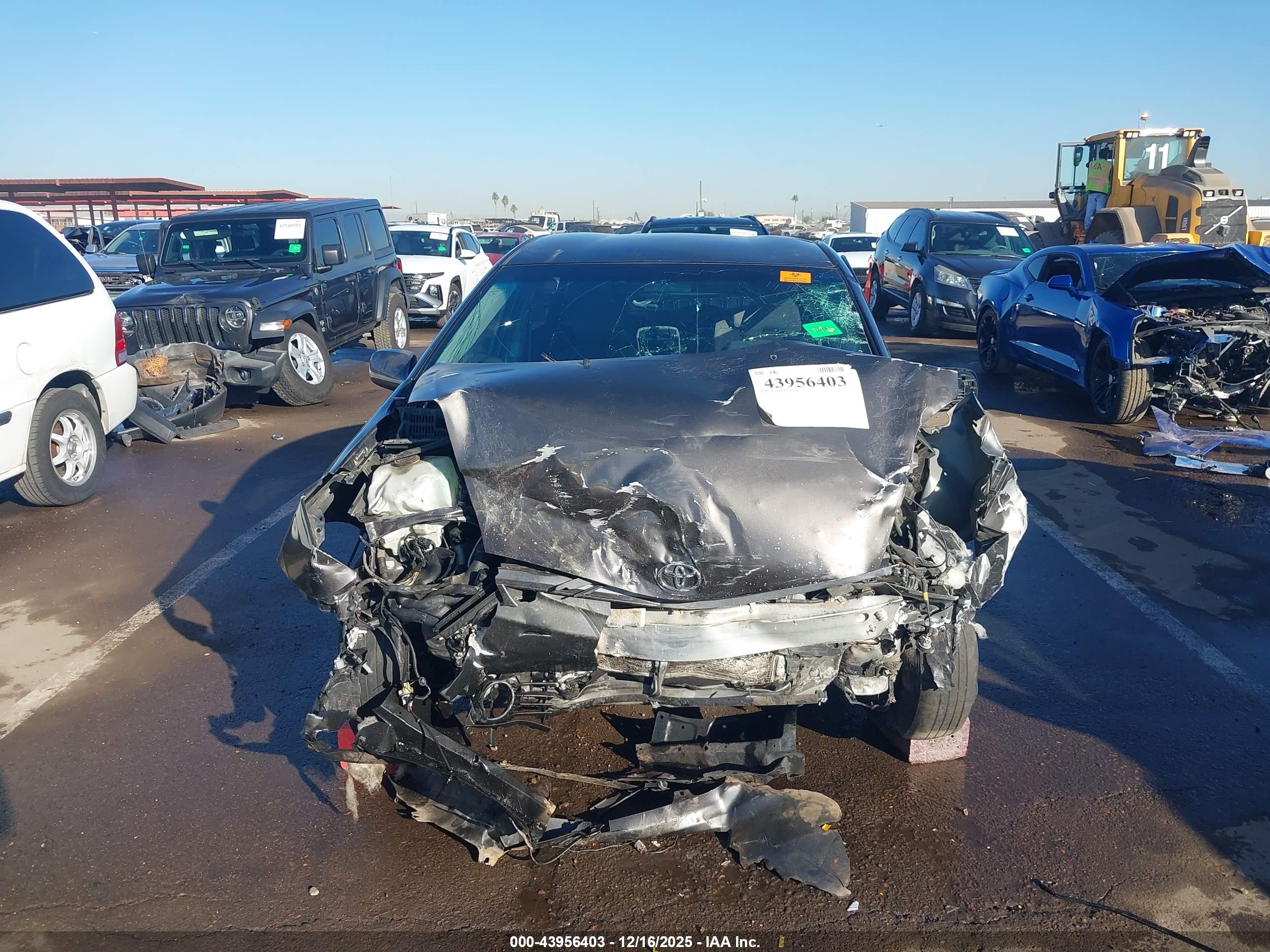 TOYOTA PRIUS image 6