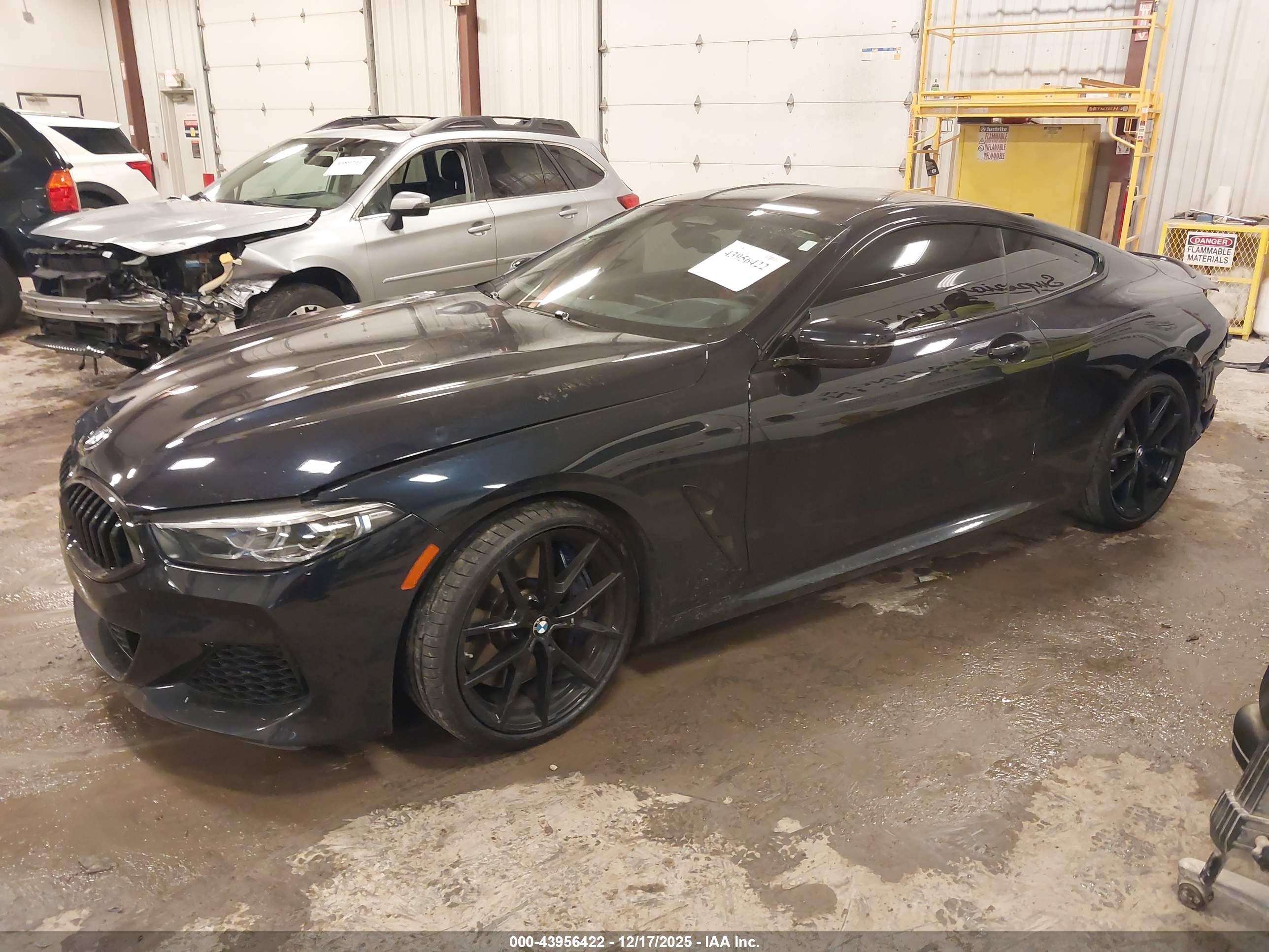 BMW M850I image 2