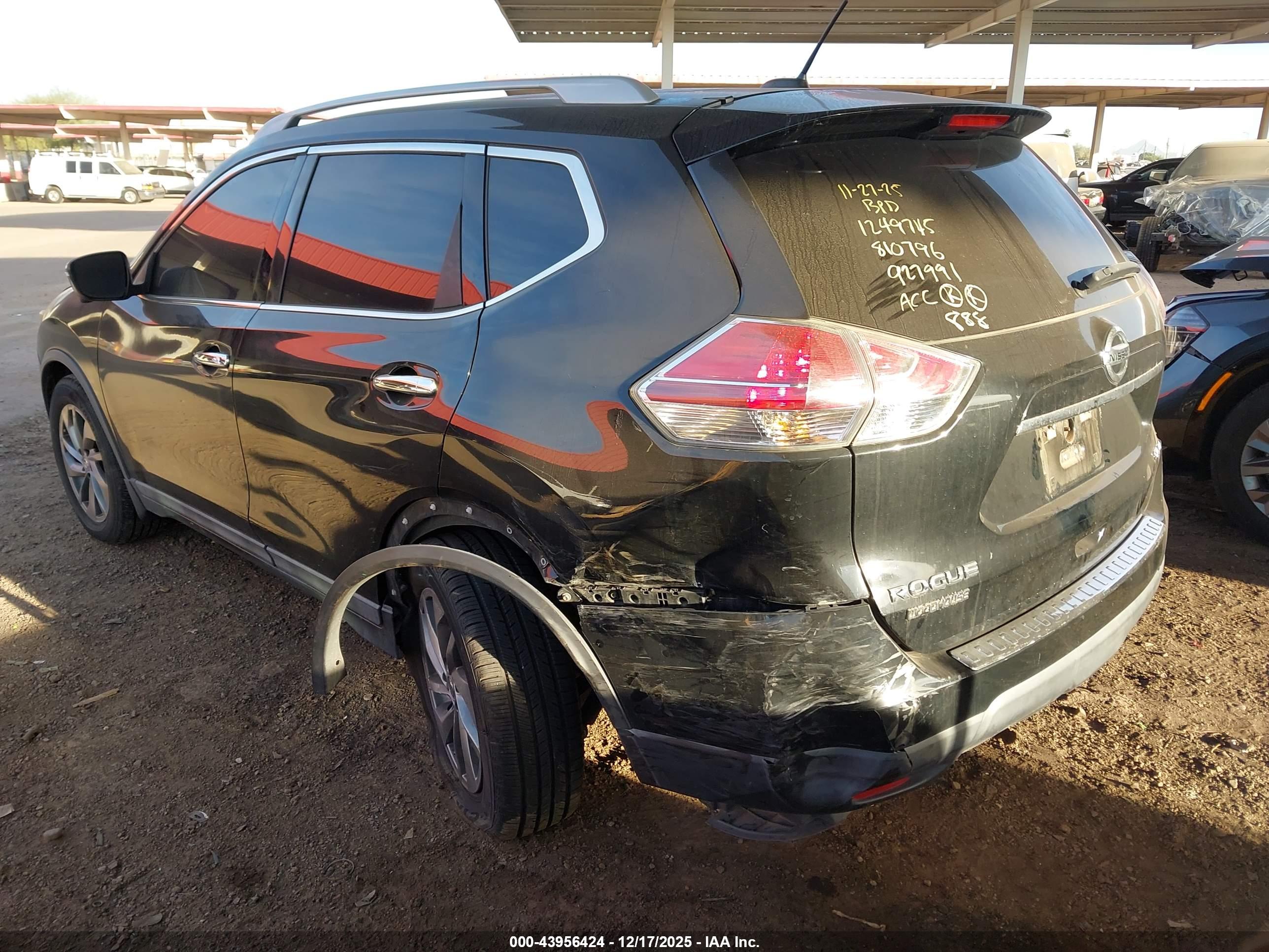 NISSAN ROGUE image 3