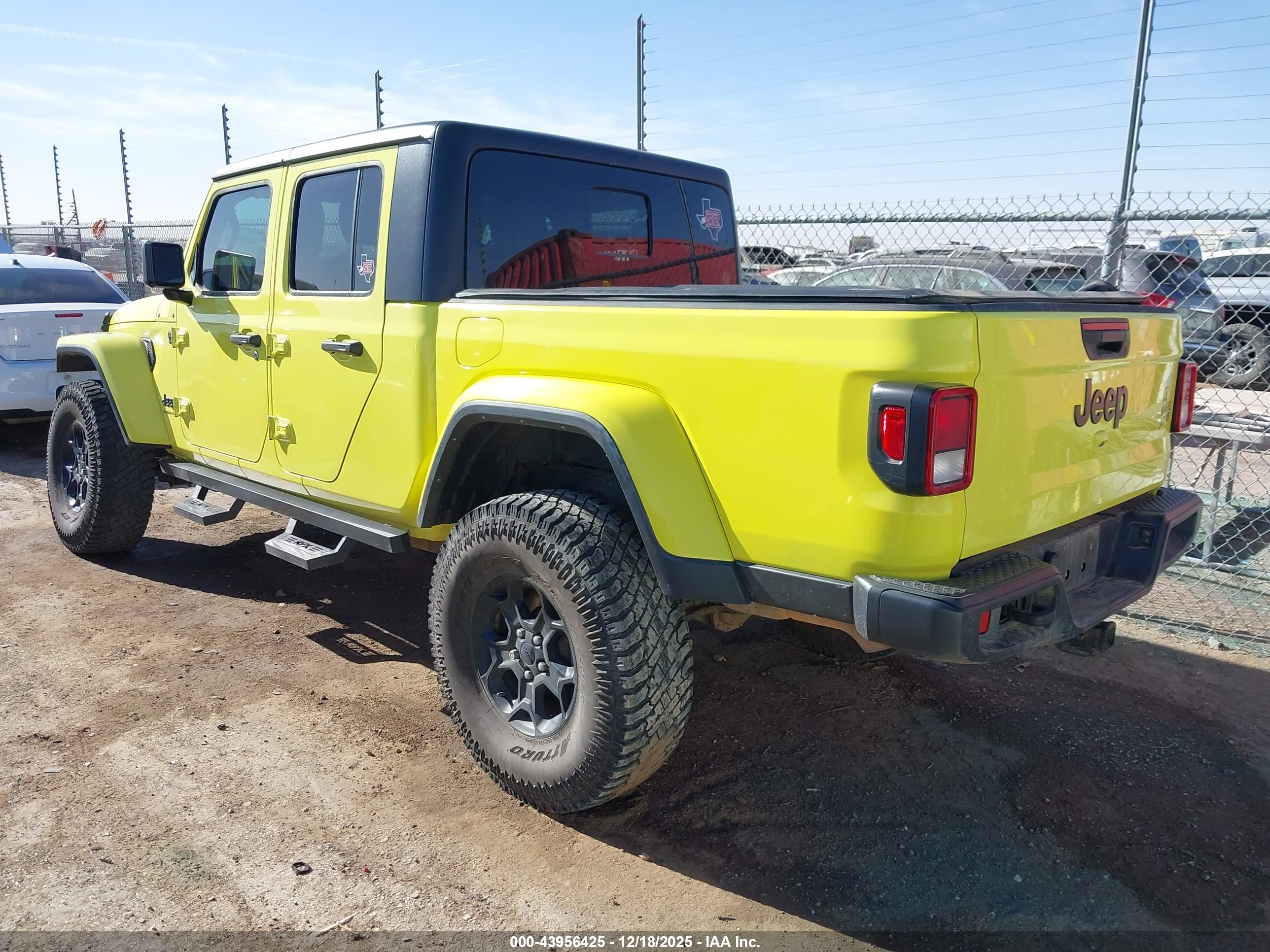 JEEP GLADIATOR image 3