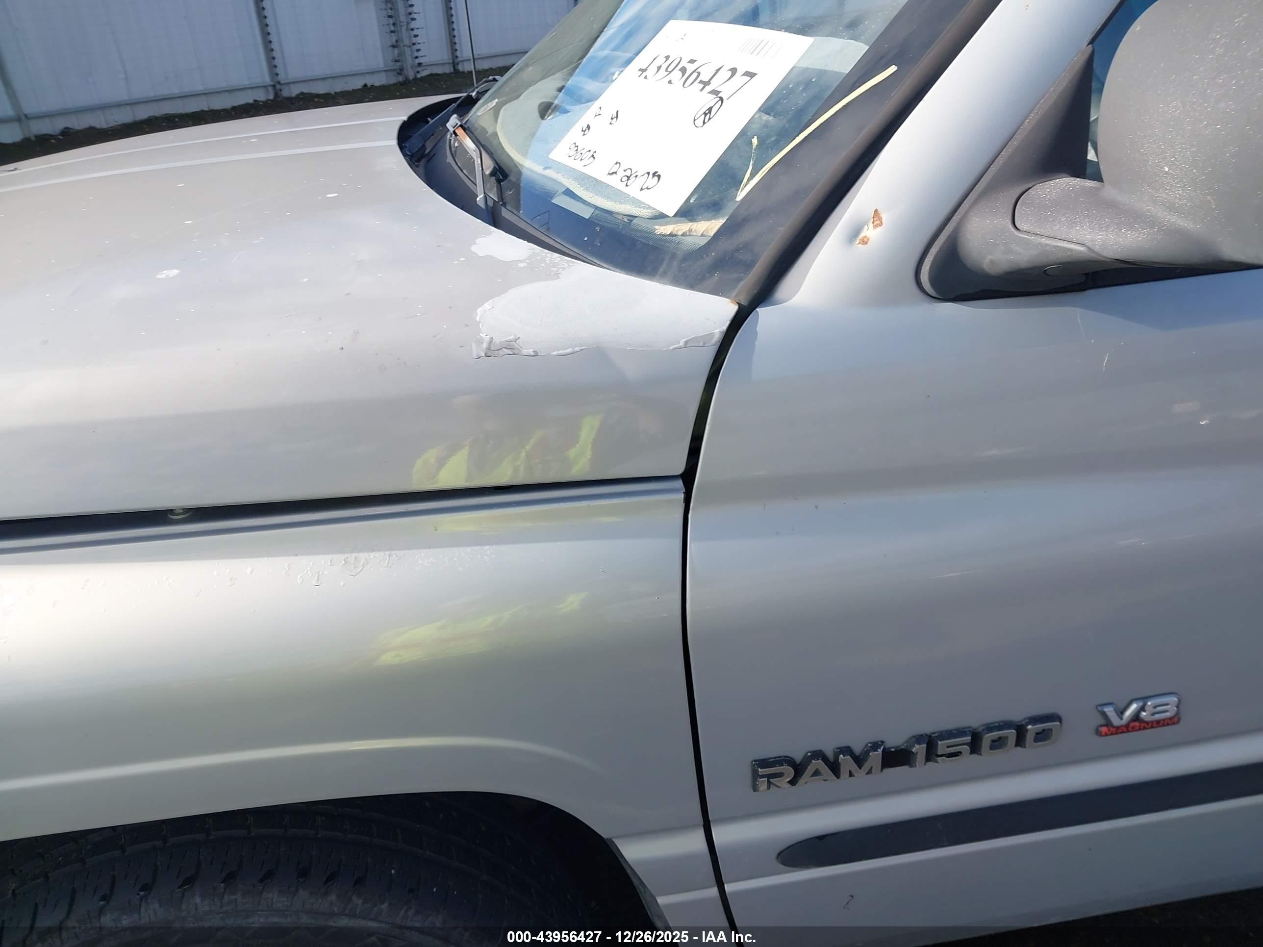 DODGE RAM image 6