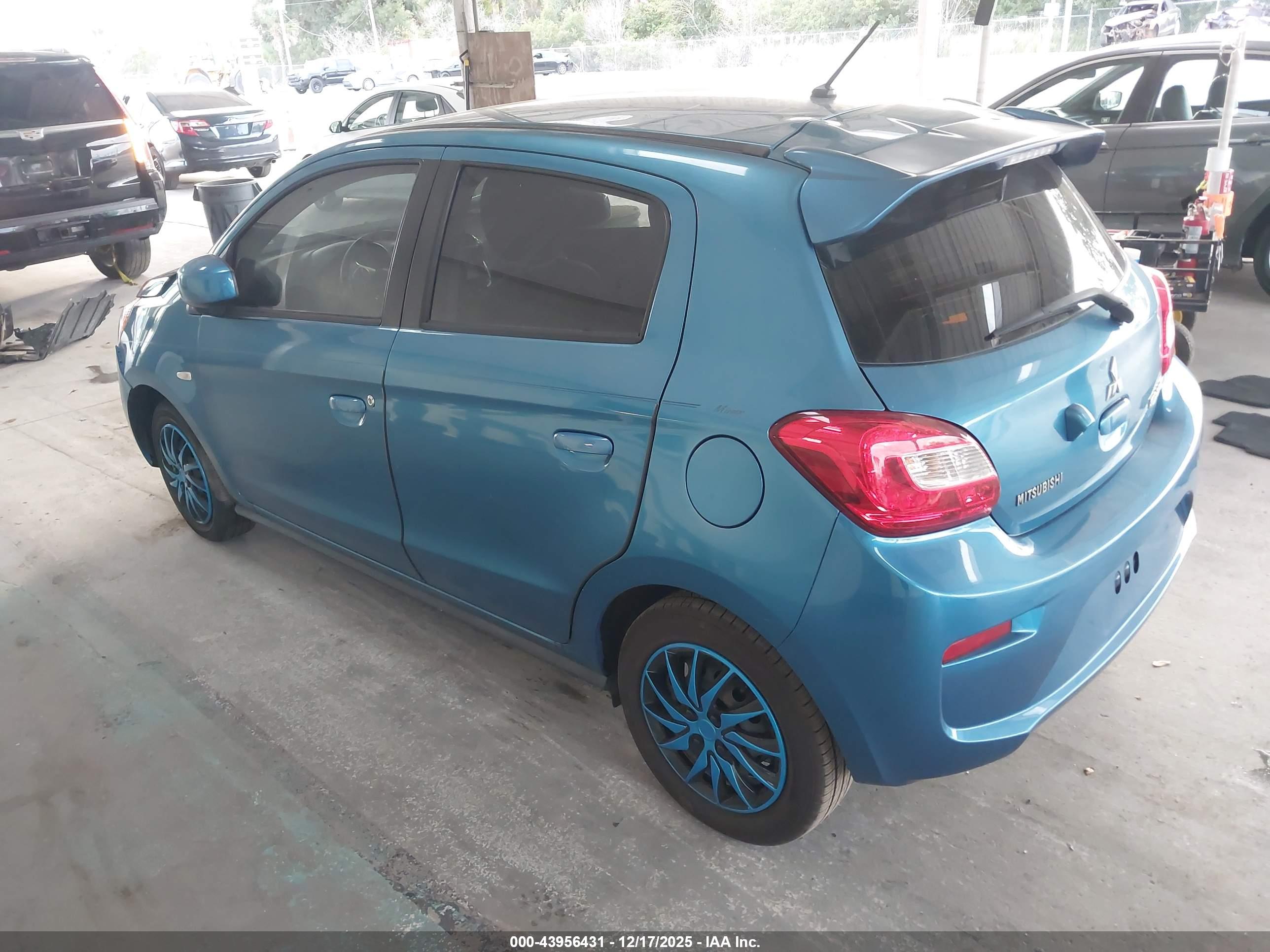 MITSUBISHI MIRAGE image 3