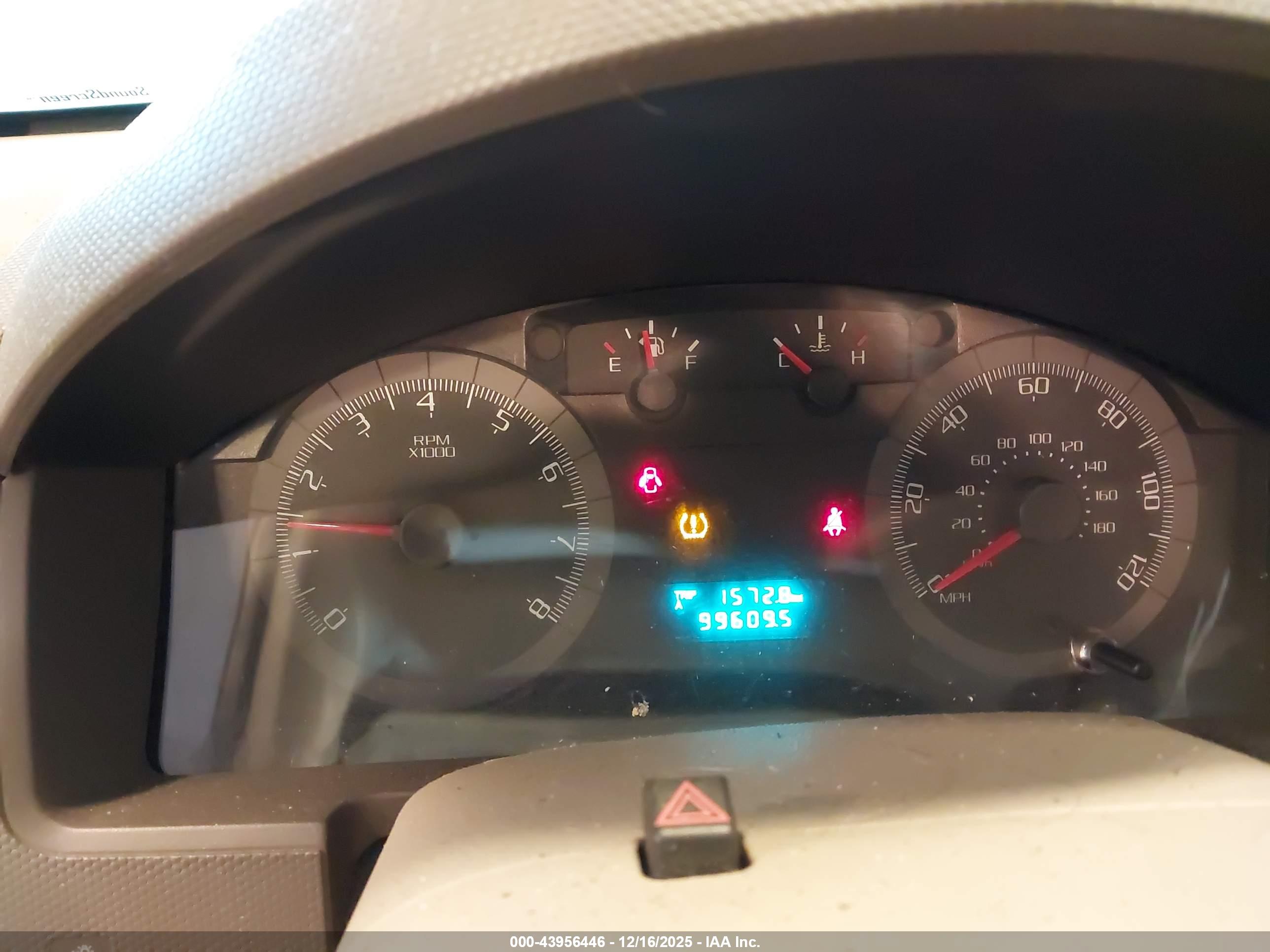 FORD ESCAPE image 7