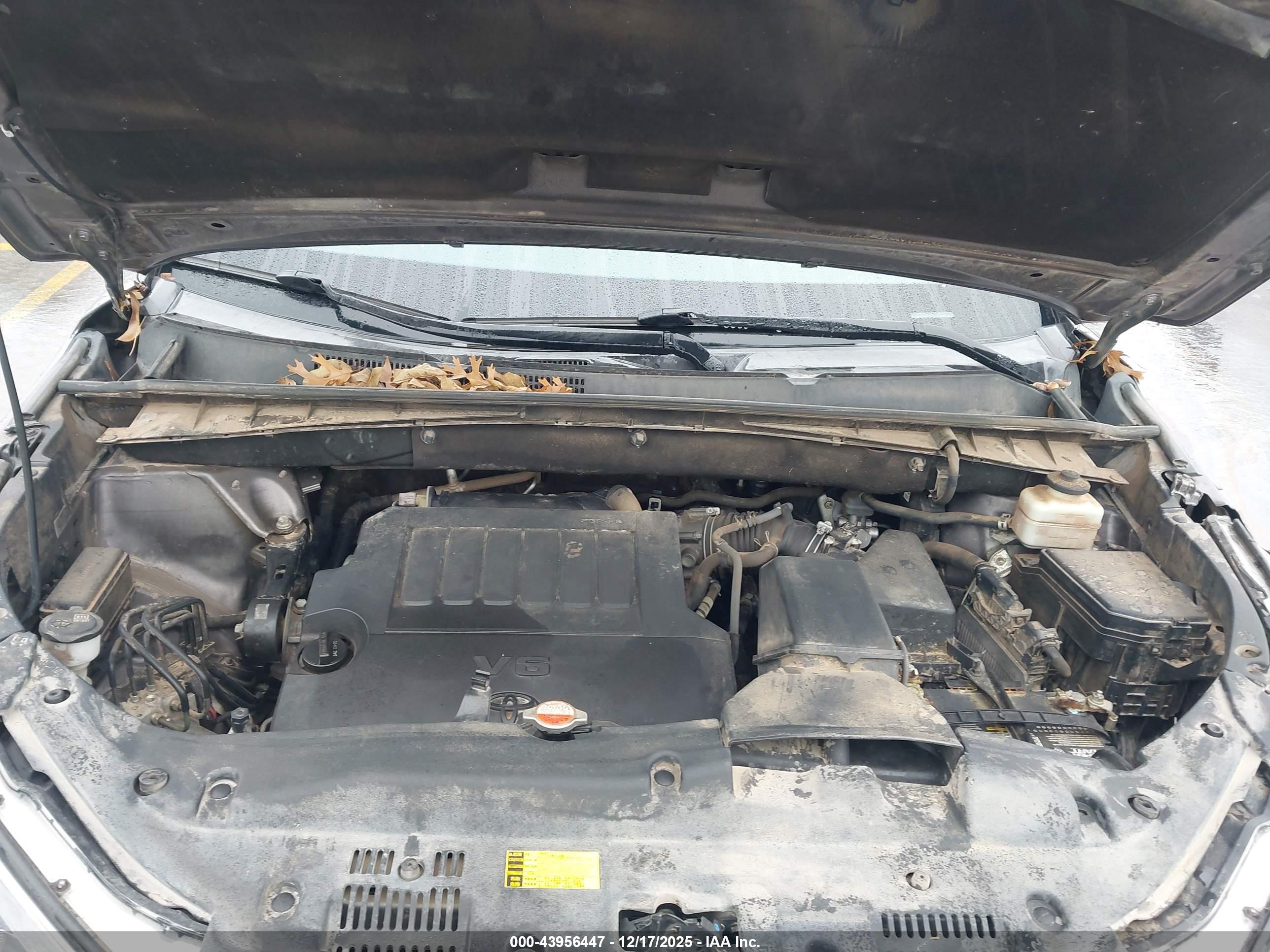 TOYOTA HIGHLANDER image 10