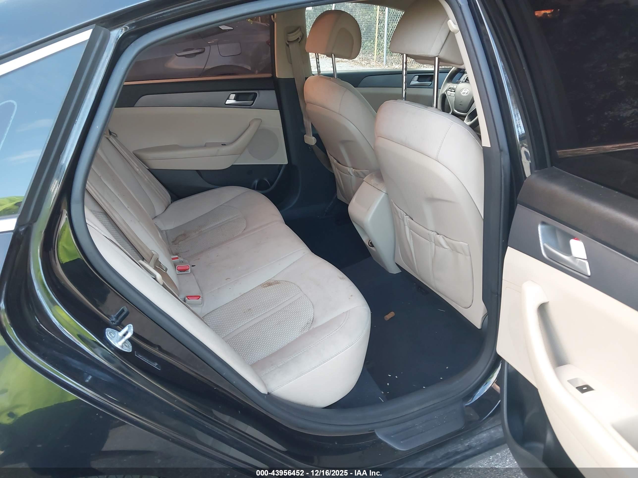 HYUNDAI SONATA image 8