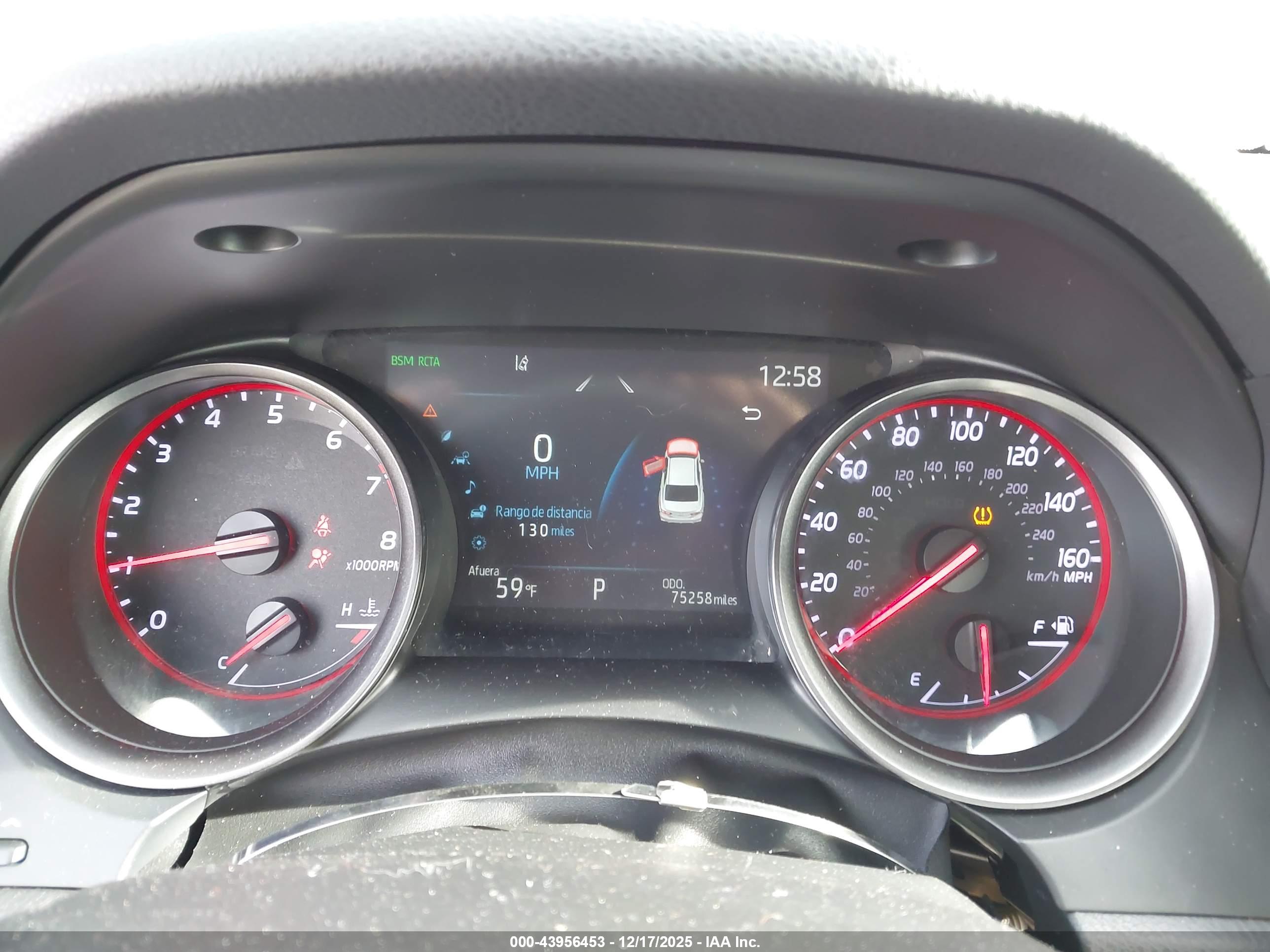 TOYOTA CAMRY image 7